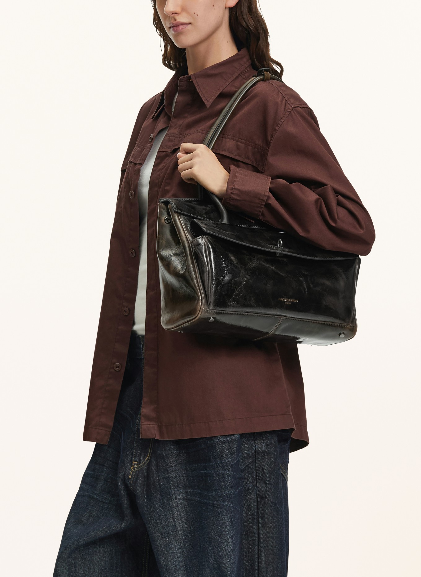 LIEBESKIND Geantă de umăr SATCHEL: MARO ÎNCHIS / ARGINT