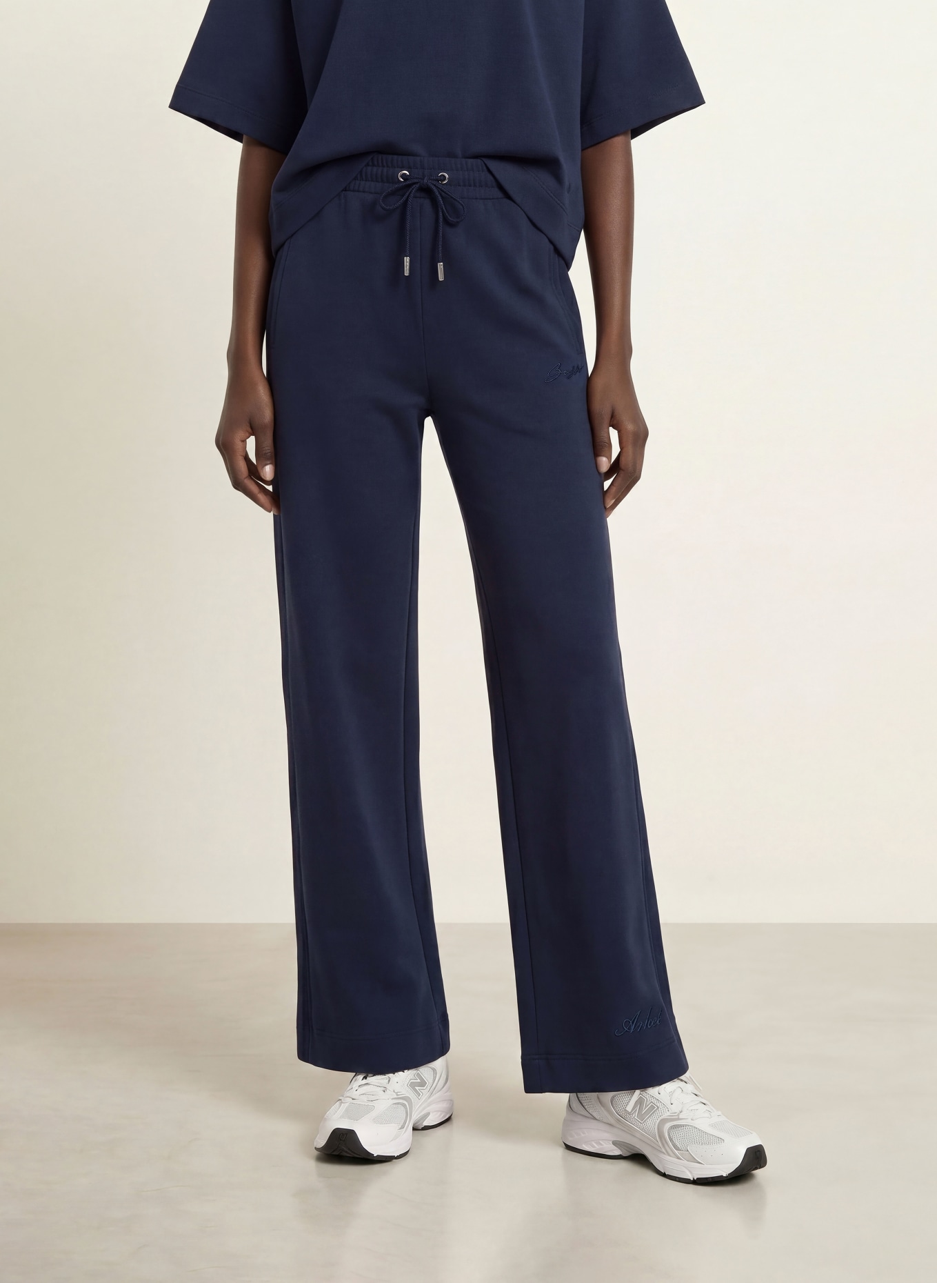 BOSS Sweatpants ECURT: DARK BLUE