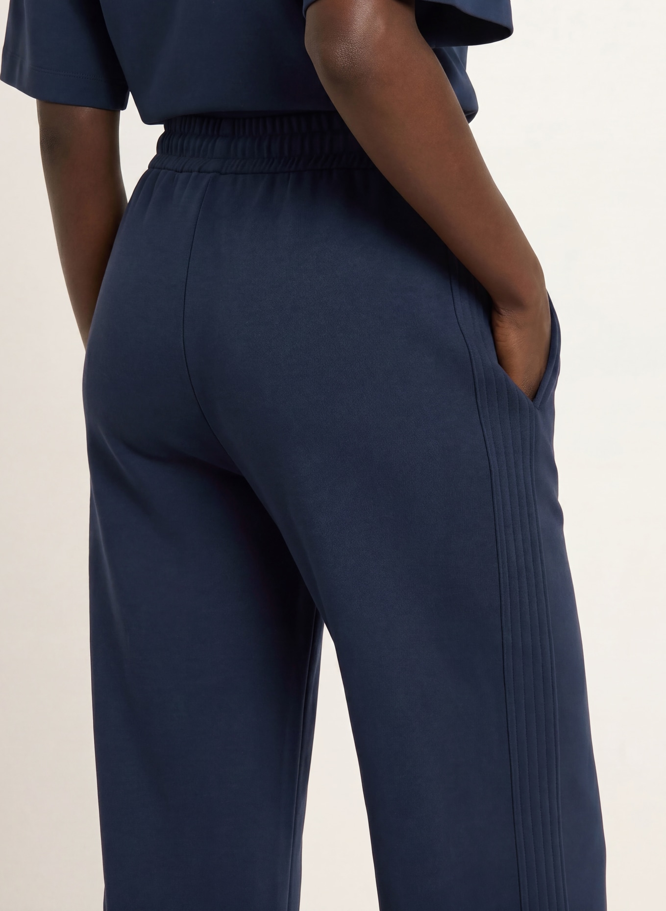 BOSS Sweatpants ECURT: DARK BLUE