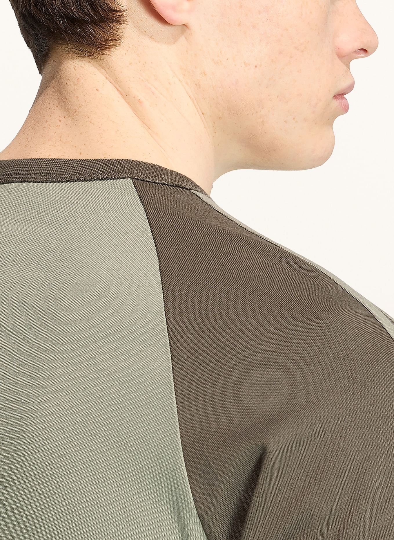 adidas Originals Longsleeve 3STREIFEN: GRÜN / KHAKI