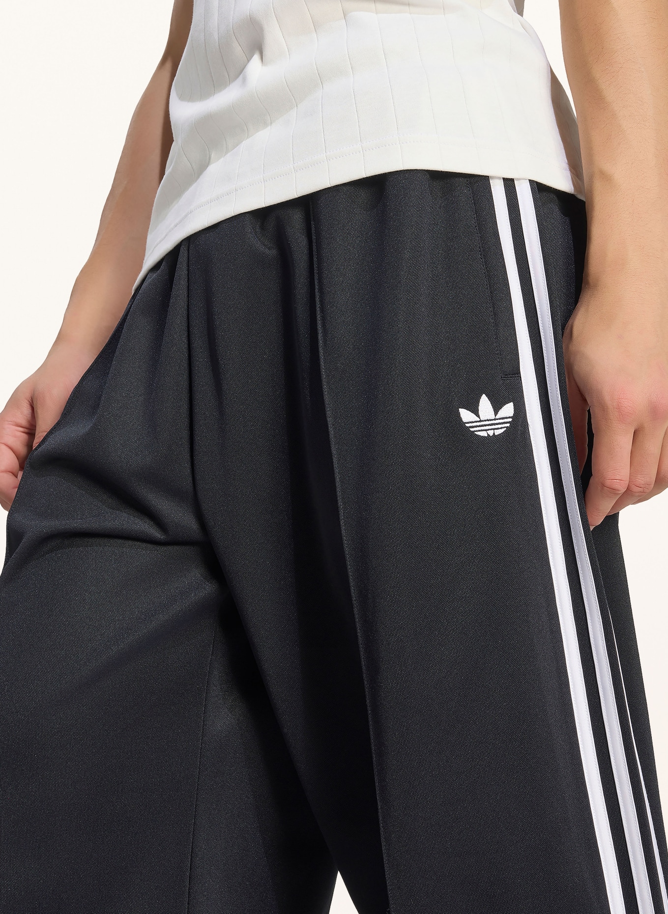 adidas Originals Pantalon de survêtement OVERSIZED TRACK: NOIR