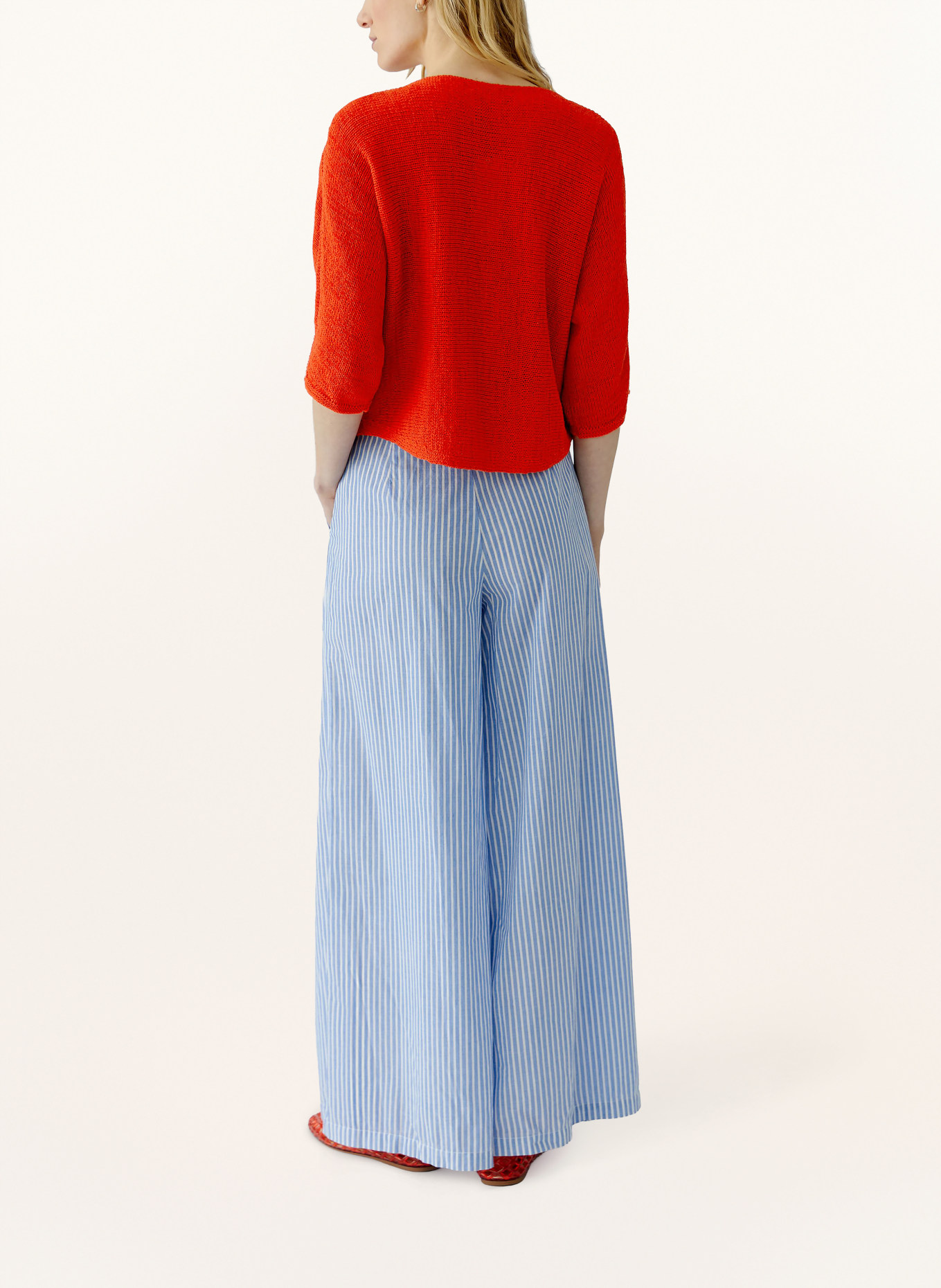 oui Pulls: ROUGE
