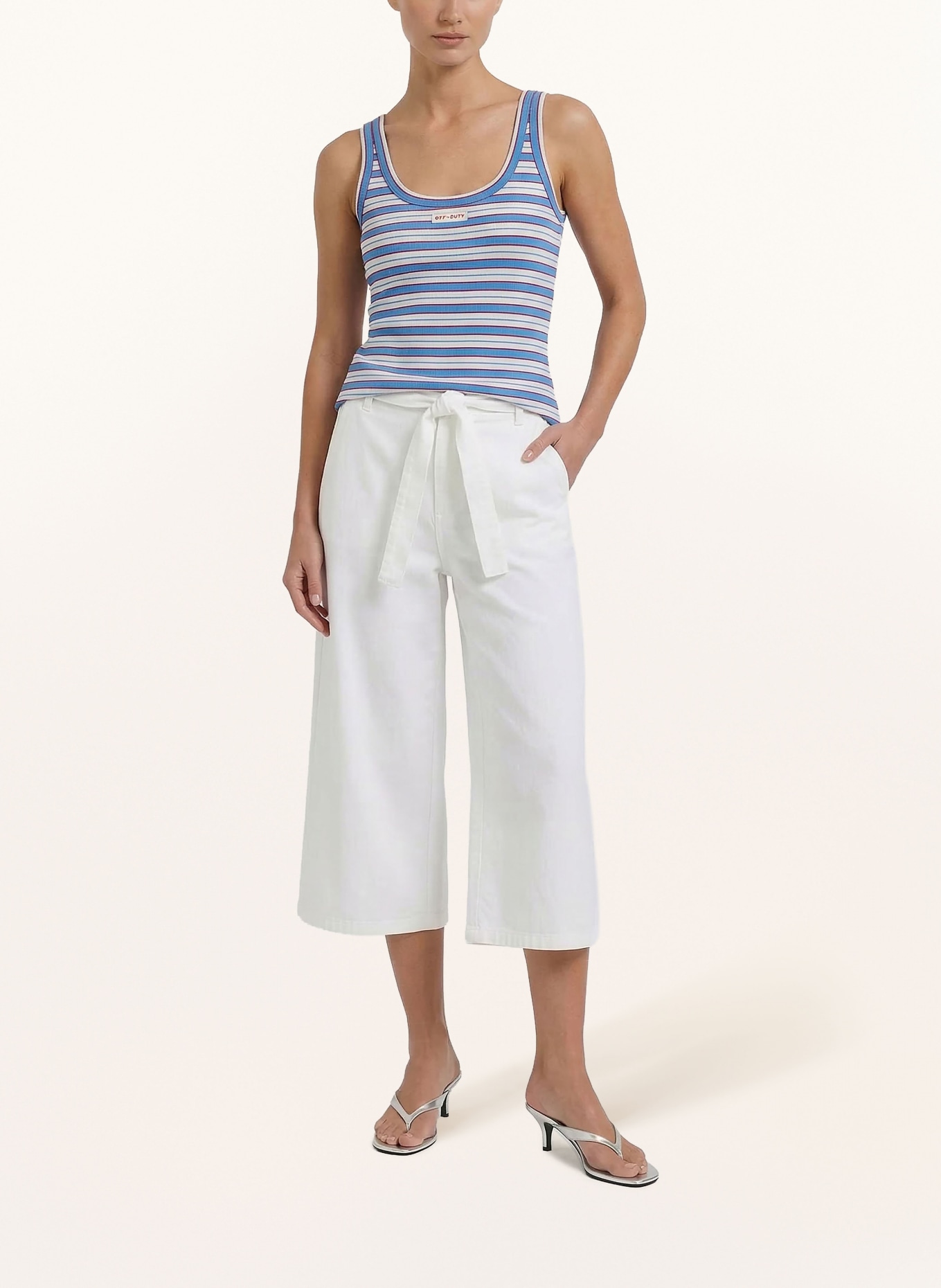 oui Top: BLUE / RED / WHITE