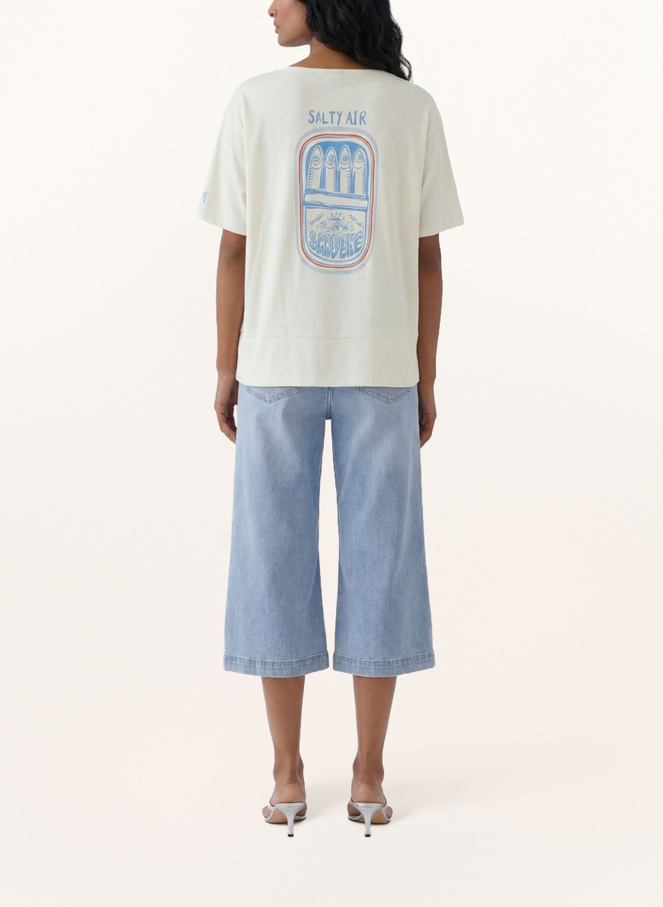 oui T-Shirt: CREME / HELLROT / BLAU