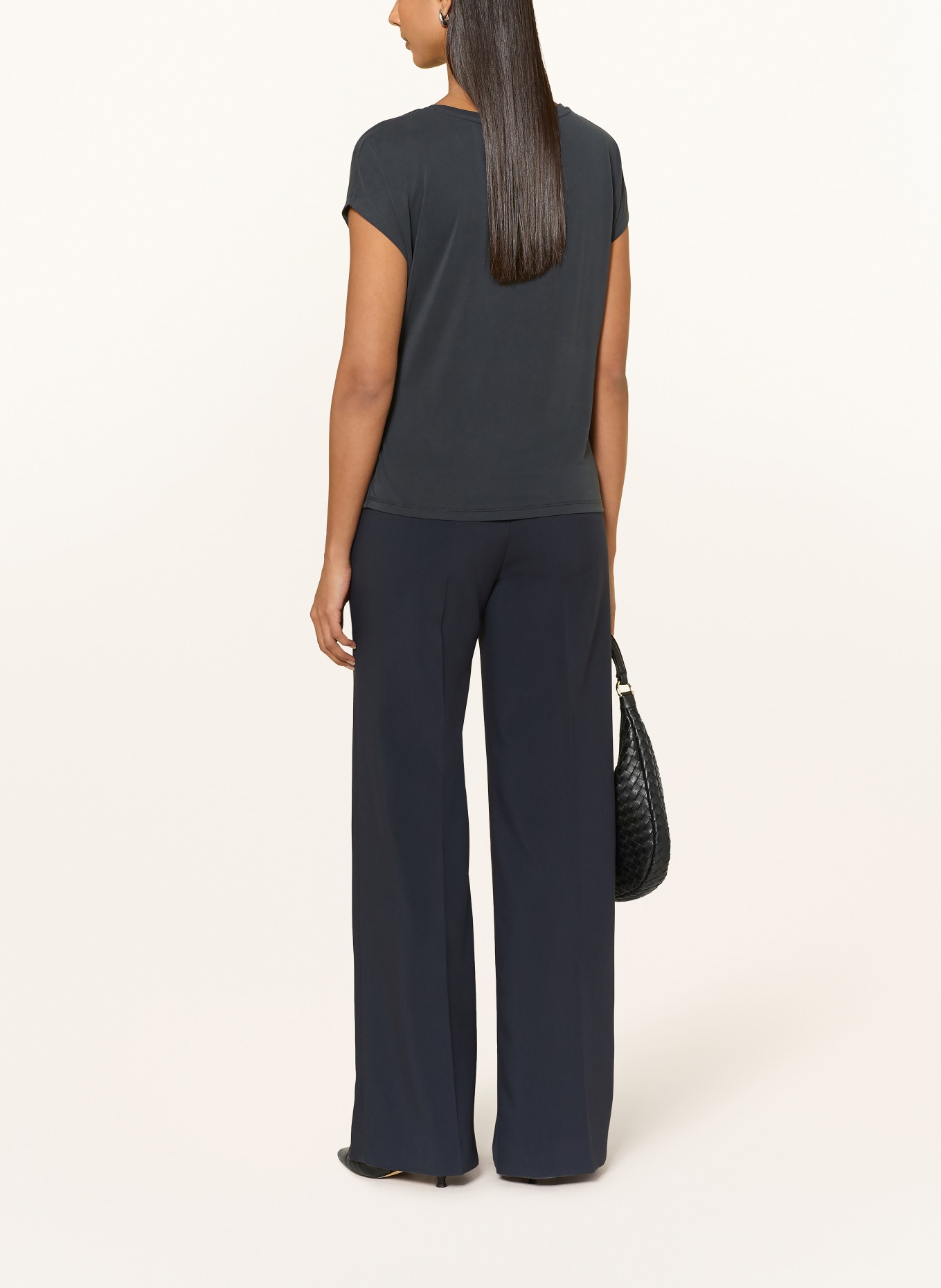 oui T-shirt: DONKERBLAUW