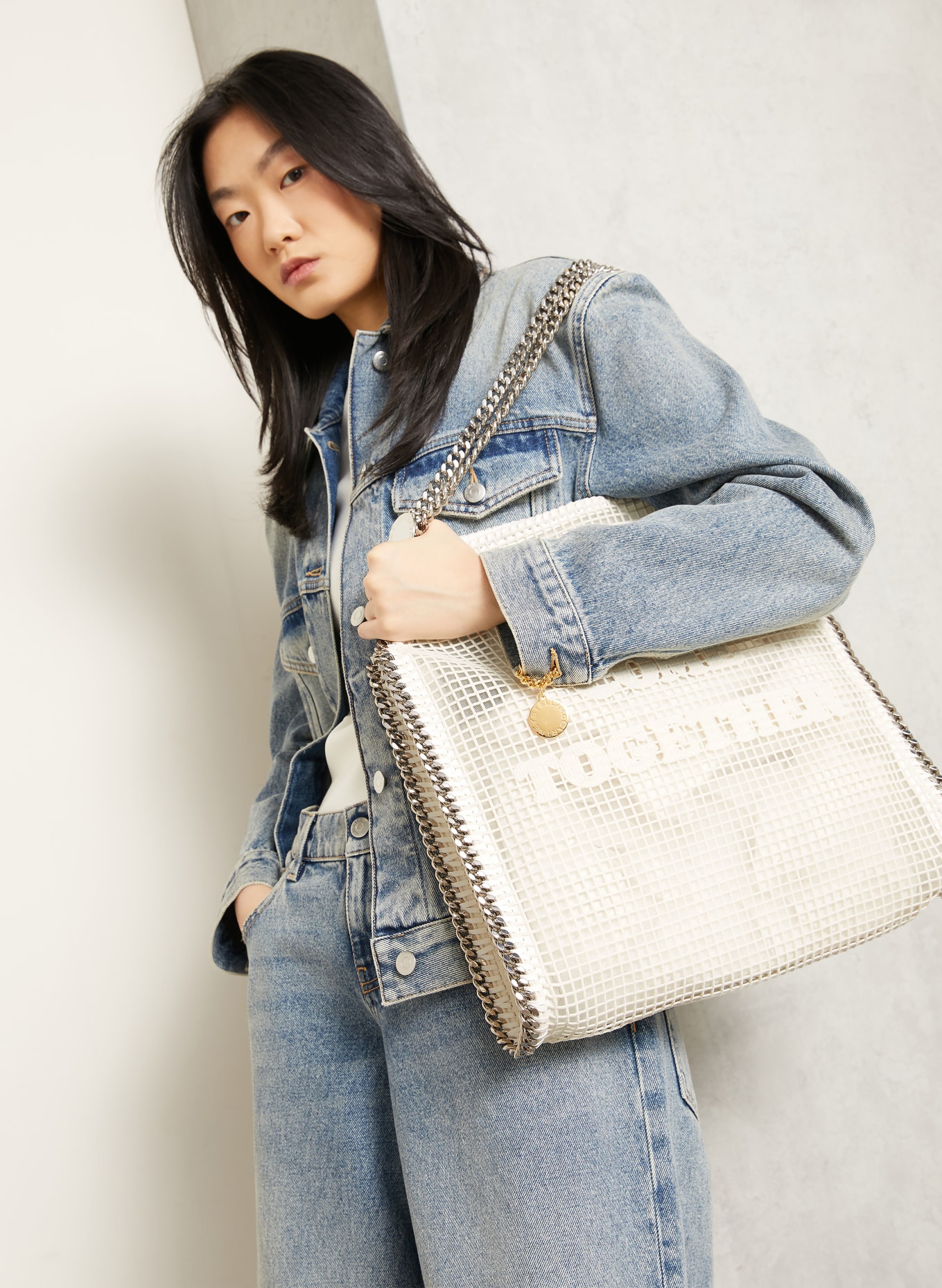 STELLA McCARTNEY FALABELLA Mesh Shoulder Bag: WHITE / SILVER
