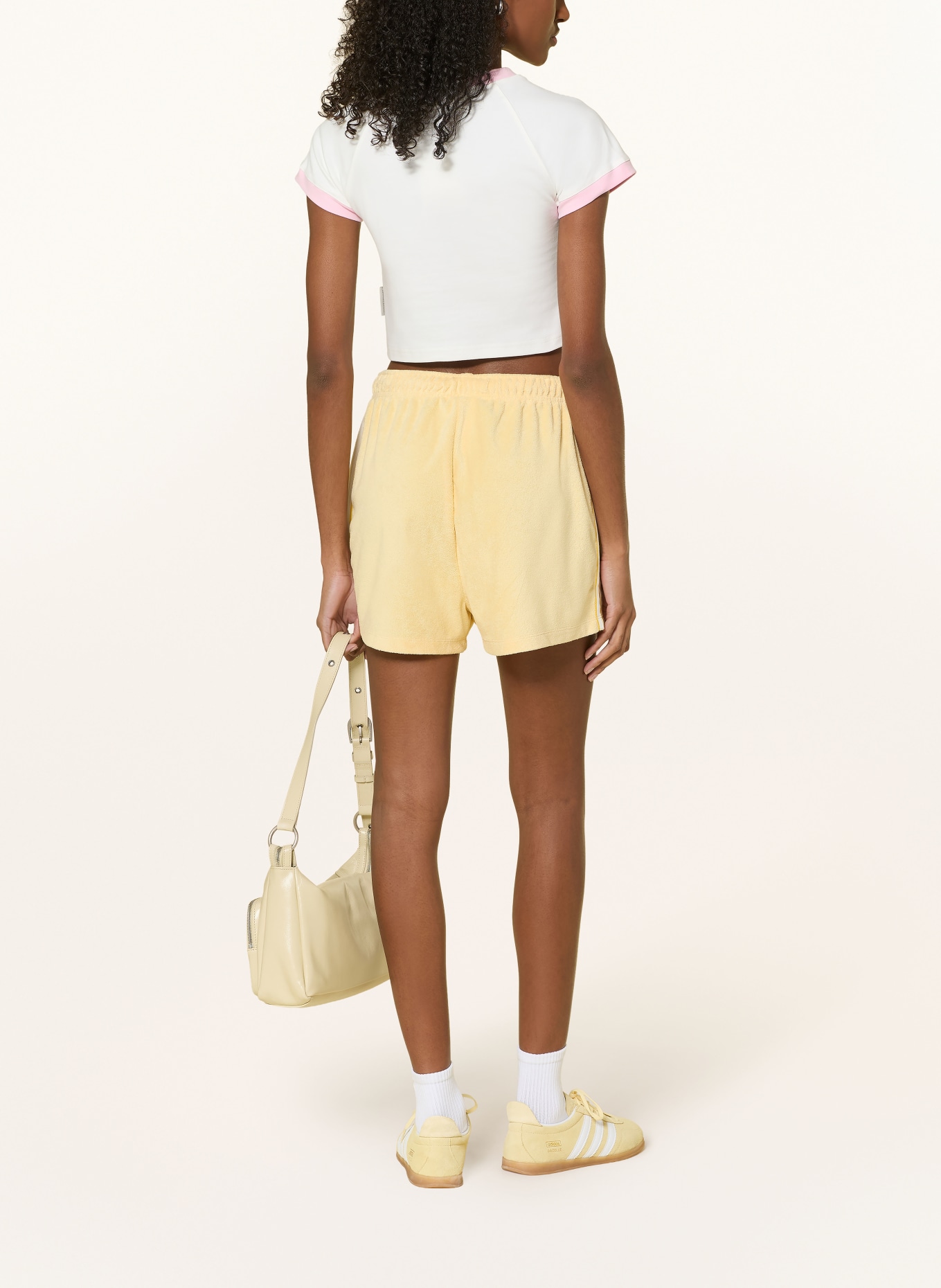 another COTTON LAB Kort T-shirt: CREME / ROSA / RØD
