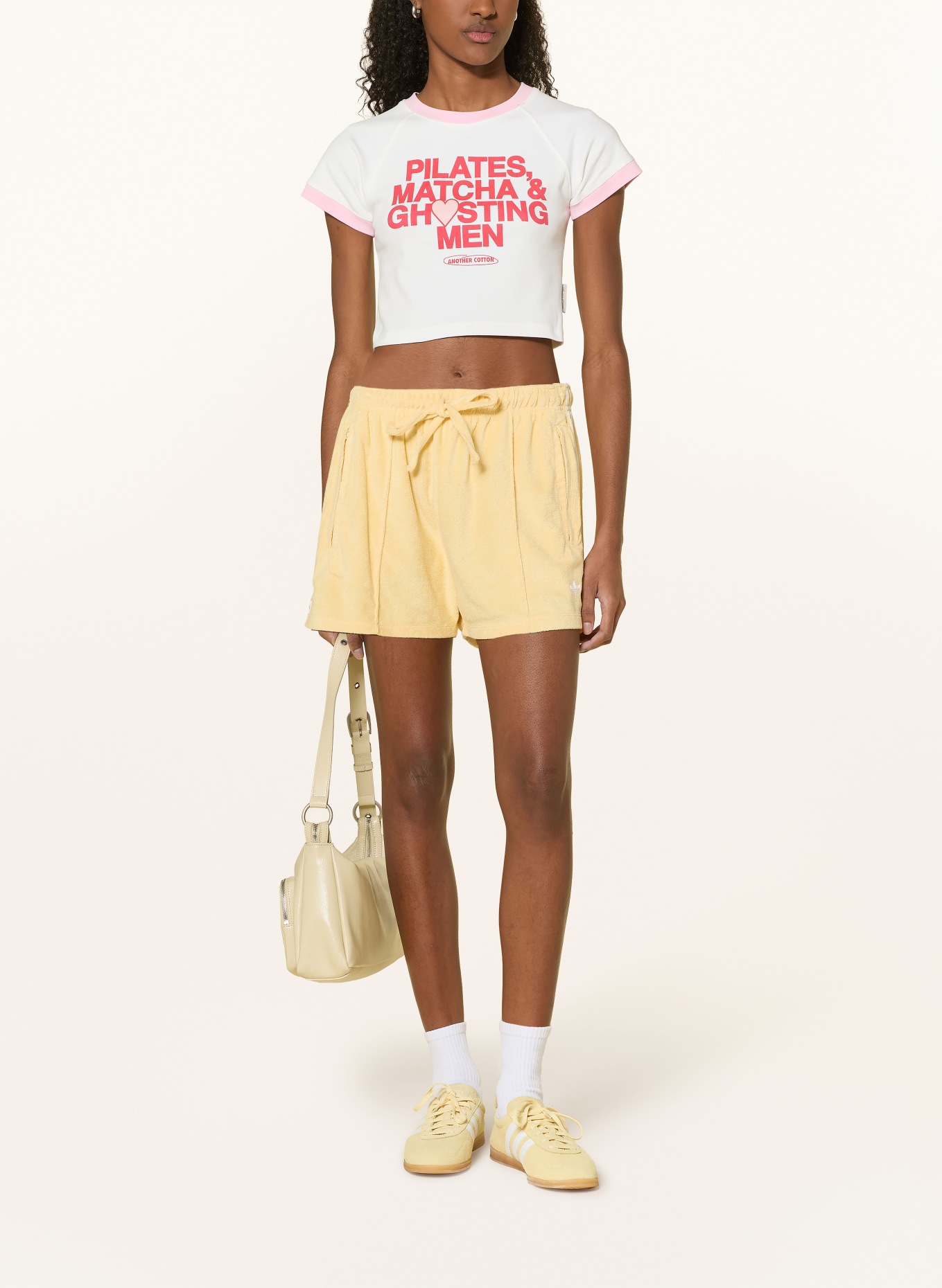 another COTTON LAB Kort T-shirt: CREME / ROSA / RØD