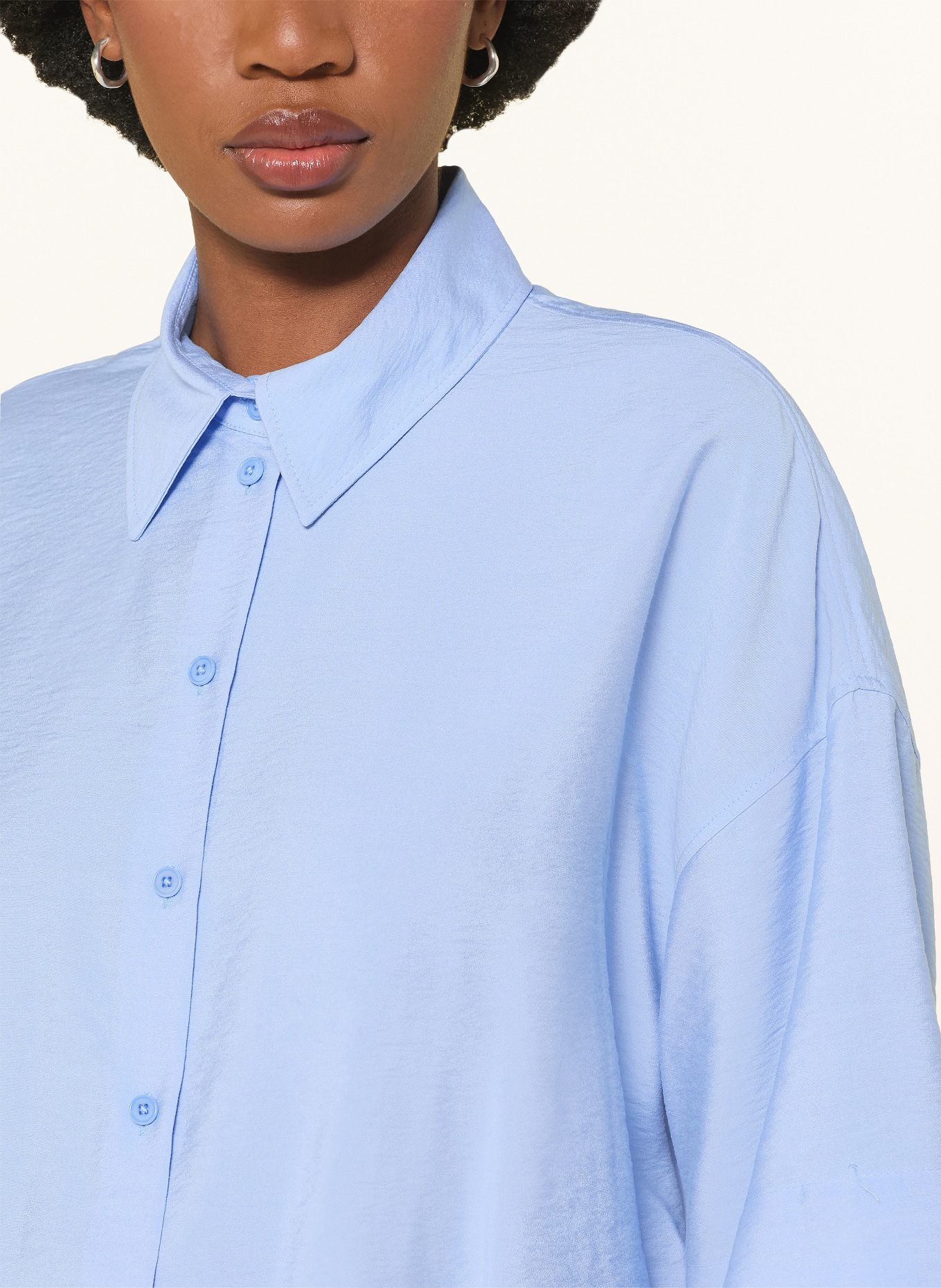 DRYKORN Overhemdblouse YARIKA: LICHTBLAUW