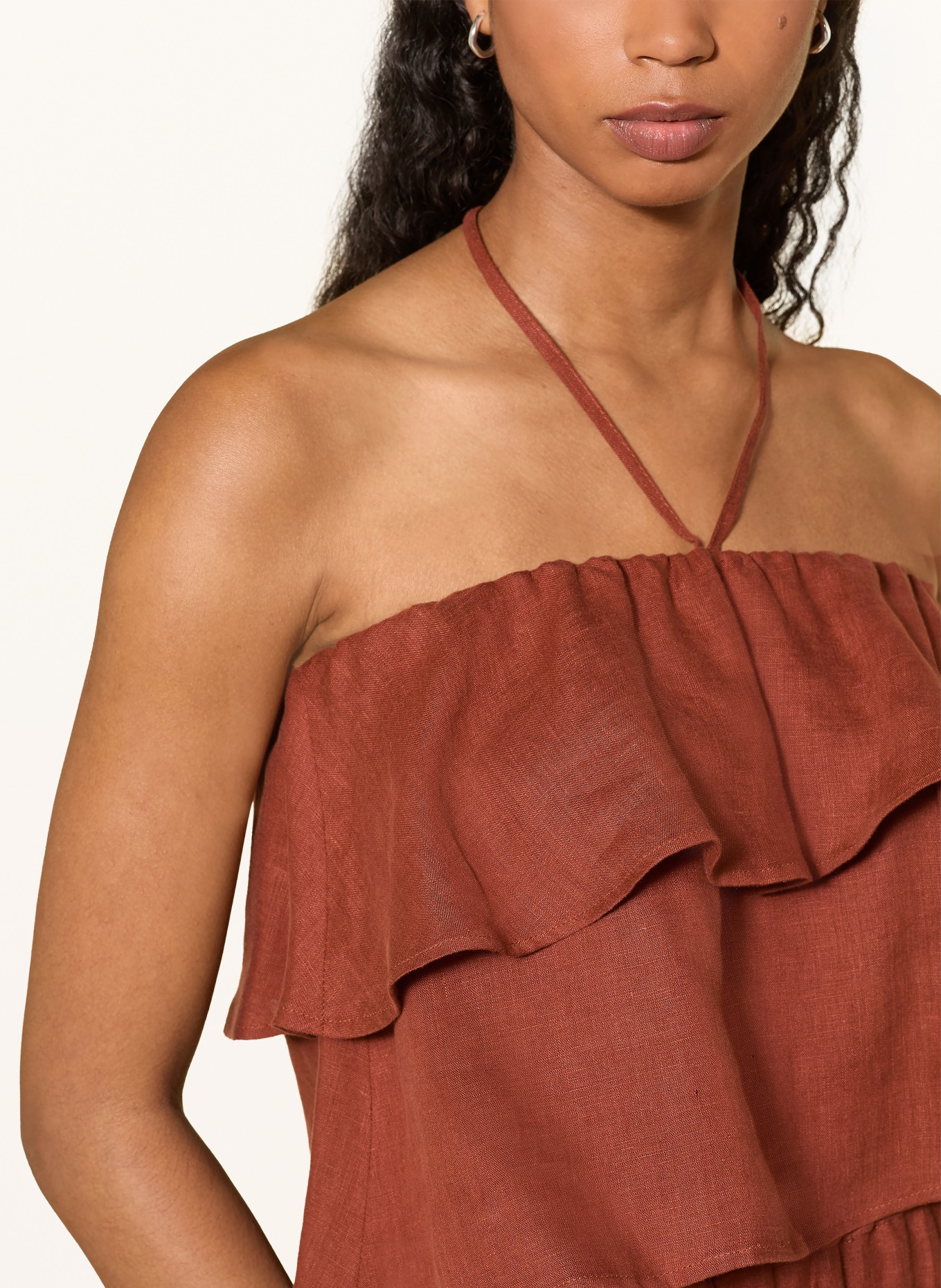DRYKORN RIVANA linen top with ruffles: BROWN