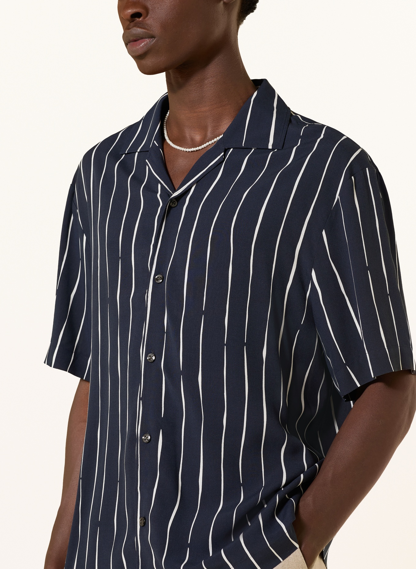 HUGO Resorthemd EXOLINO Oversized Fit: DONKERBLAUW / CRÈME