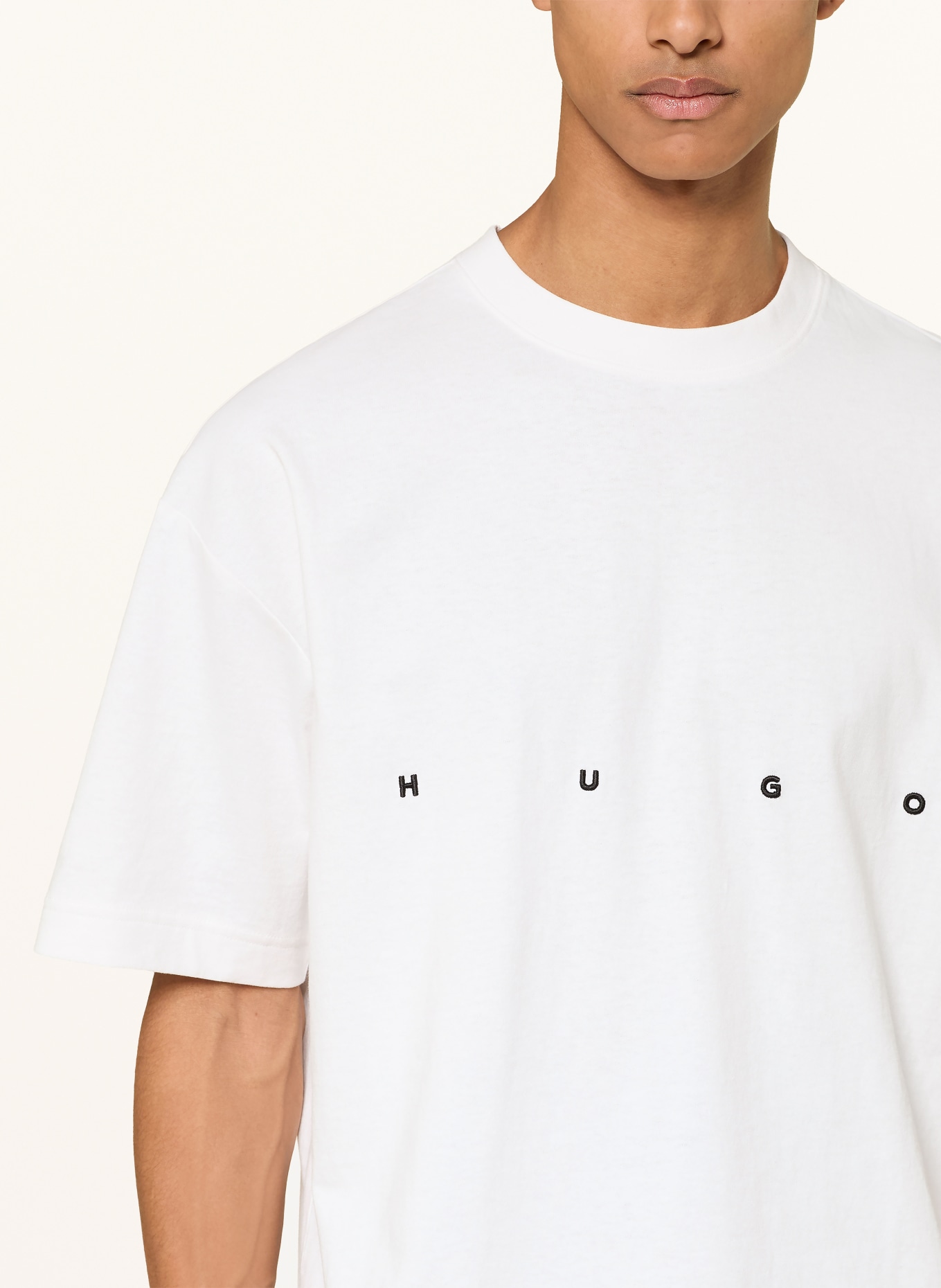 HUGO T-shirt DARISO: HVID / SORT