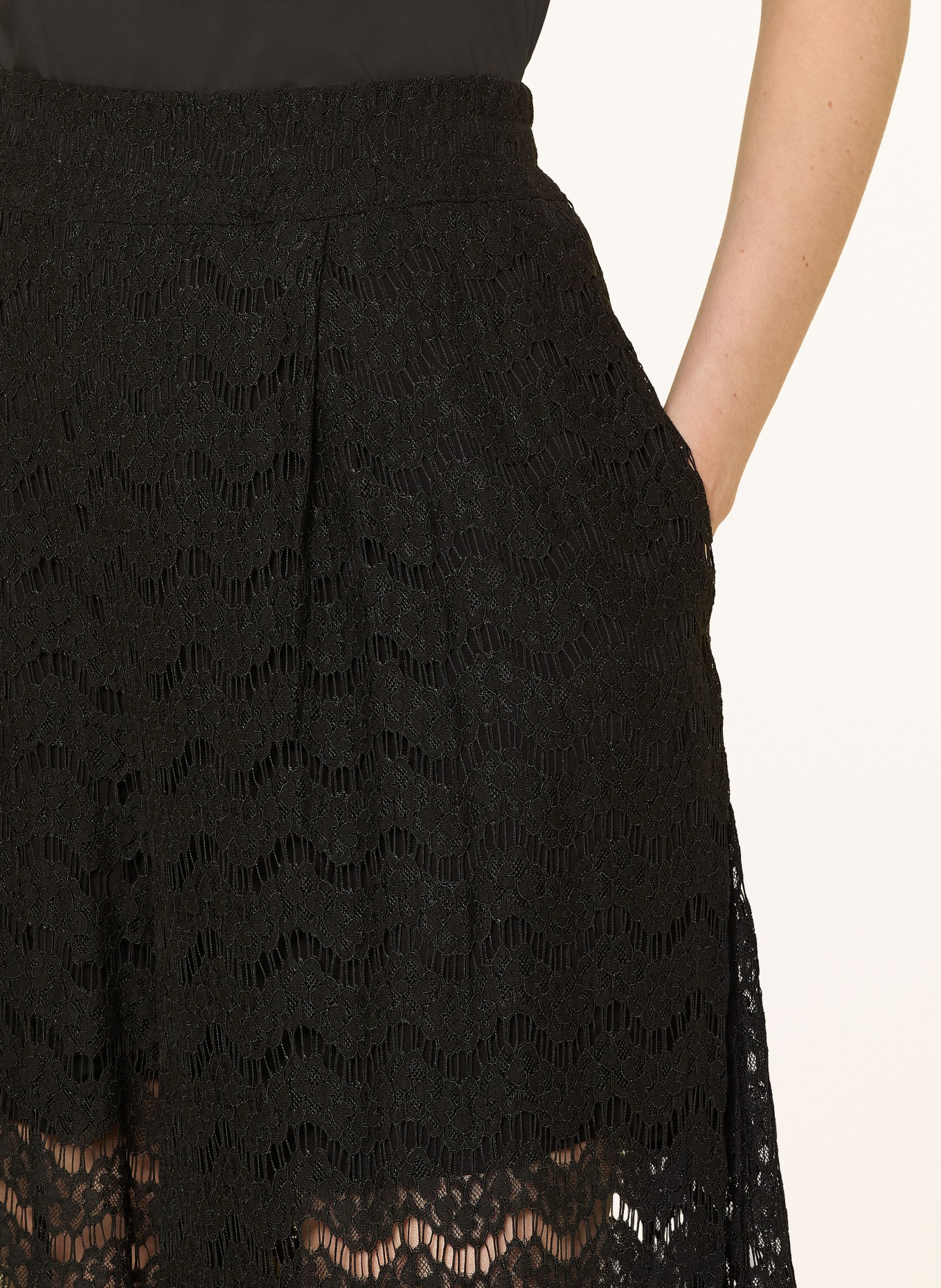 co'couture Pantalon Marlene HARRIETCC en dentelle: NOIR