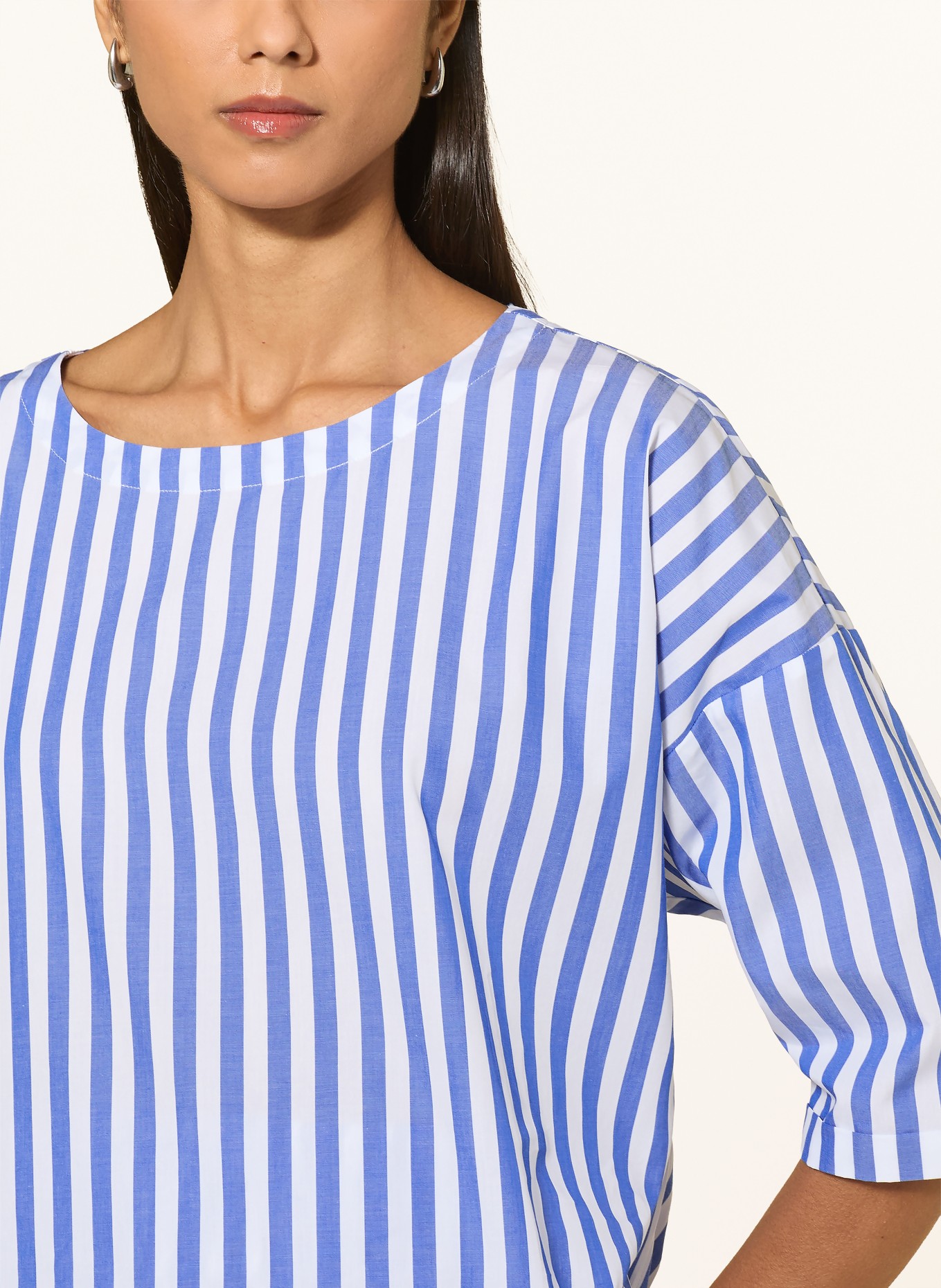 Rich & Royal Blouse: BLUE / WHITE