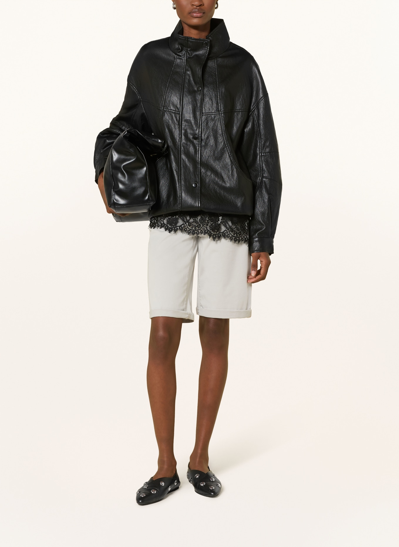 Buena Vista Bermuda shorts: LIGHT GRAY