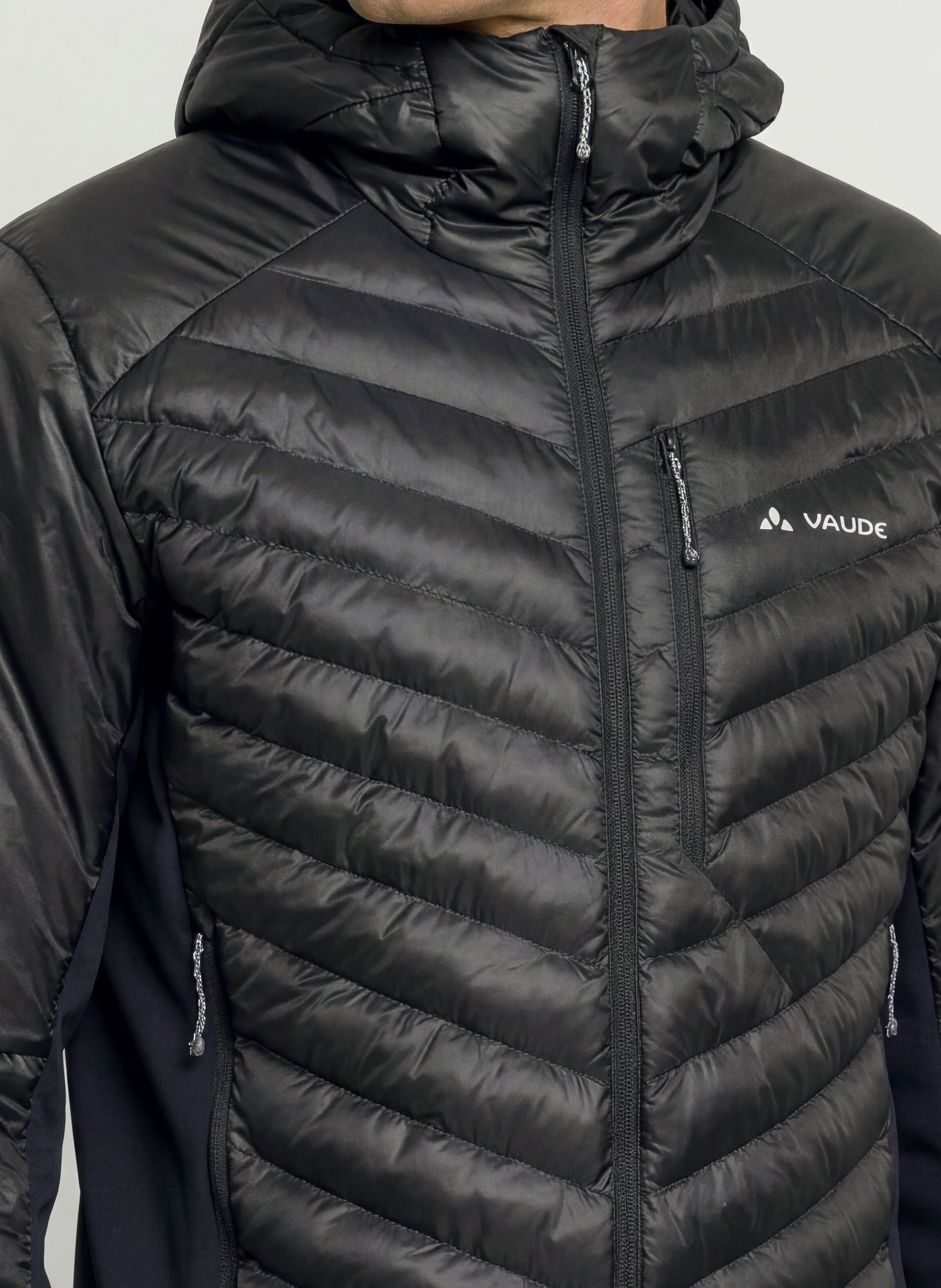 VAUDE Hybride gewatteerde jas SESVENNA PRO III: DONKERGRIJS / ZWART