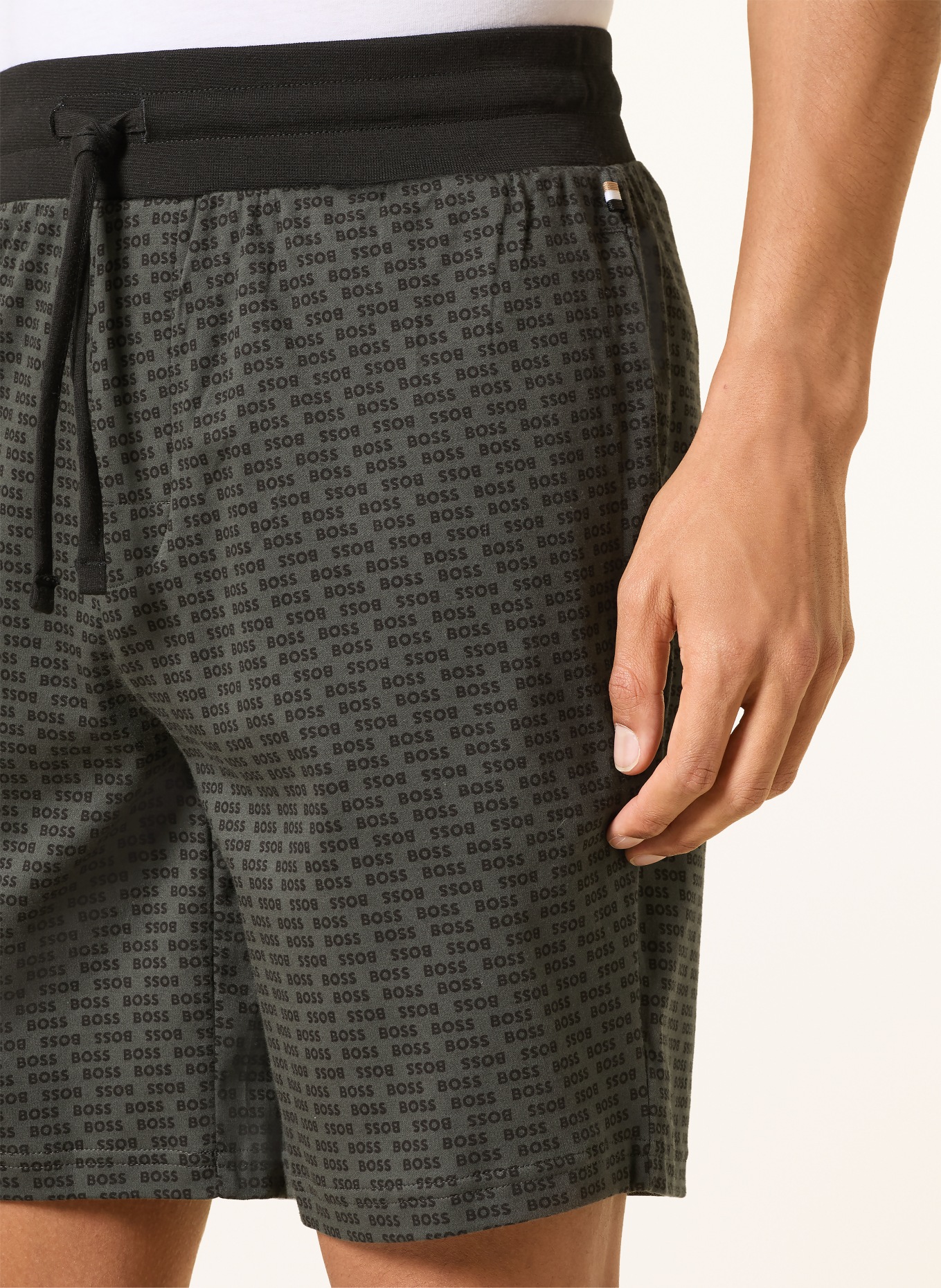 BOSS RELAX Sleep Shorts: GRAY / BLACK