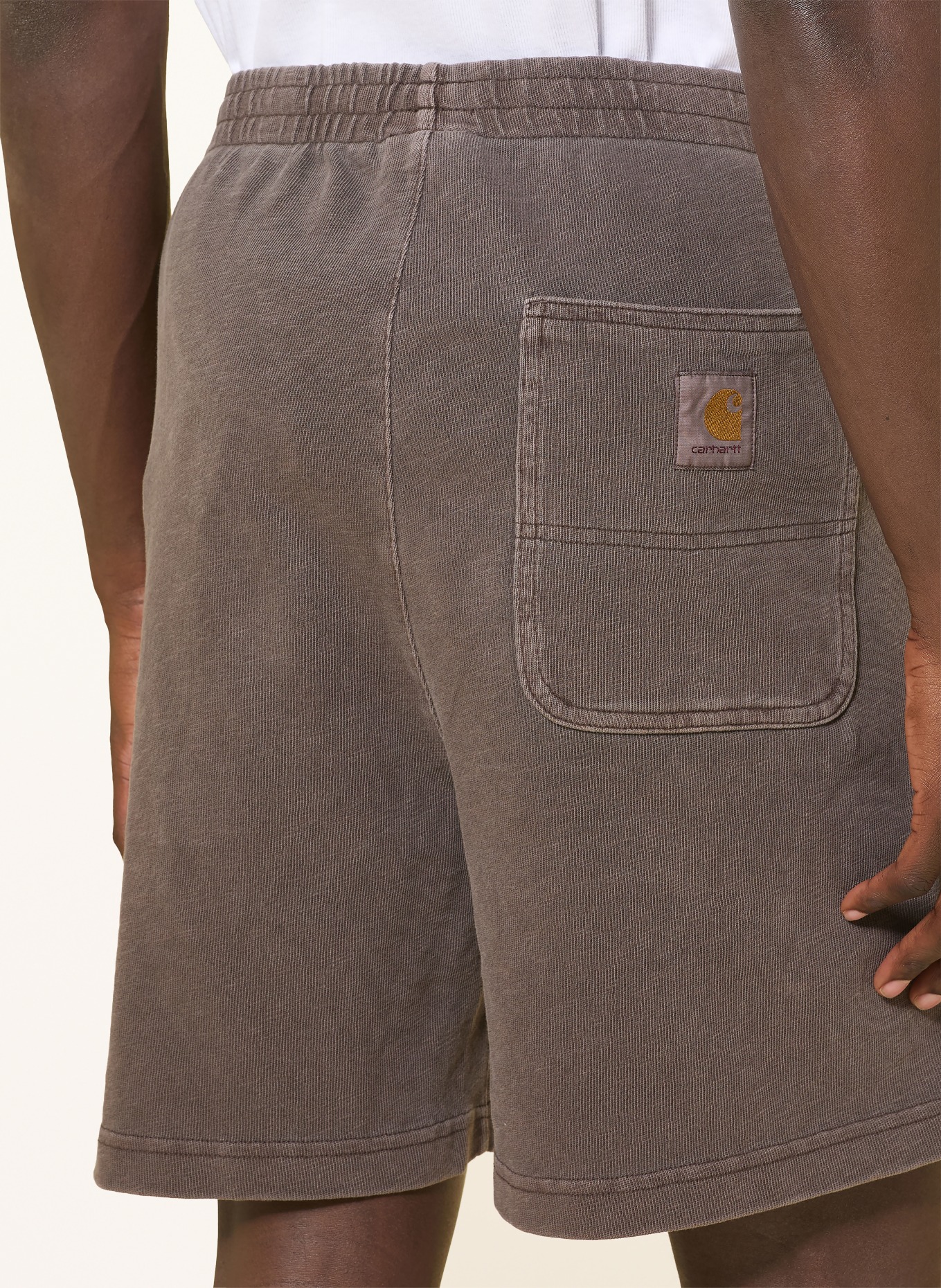 carhartt WIP HARPER Sweat Shorts: BROWN