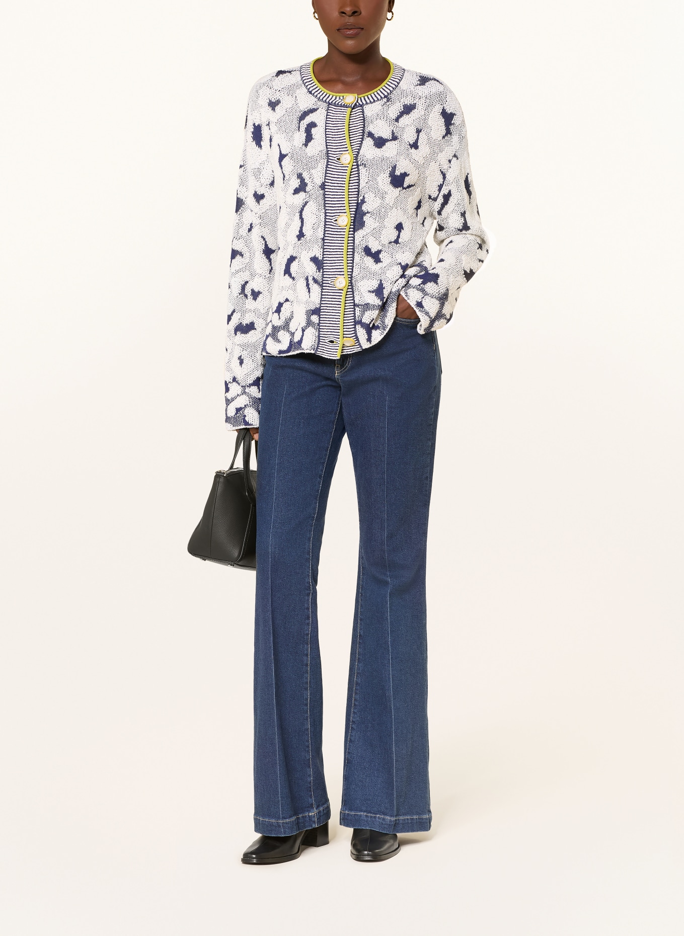 MARC CAIN Strickjacke: 112 bright ecru