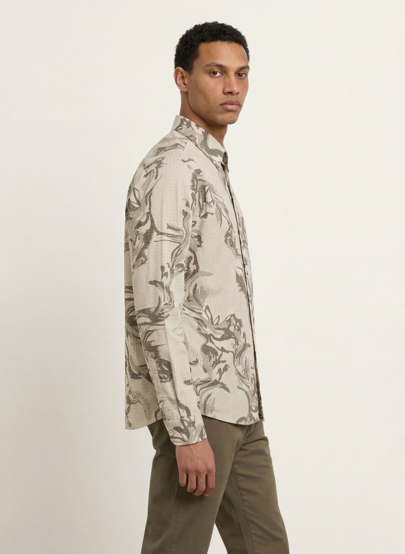 BOSS LOBEY Comfort Fit Shirt: BEIGE / OLIVE