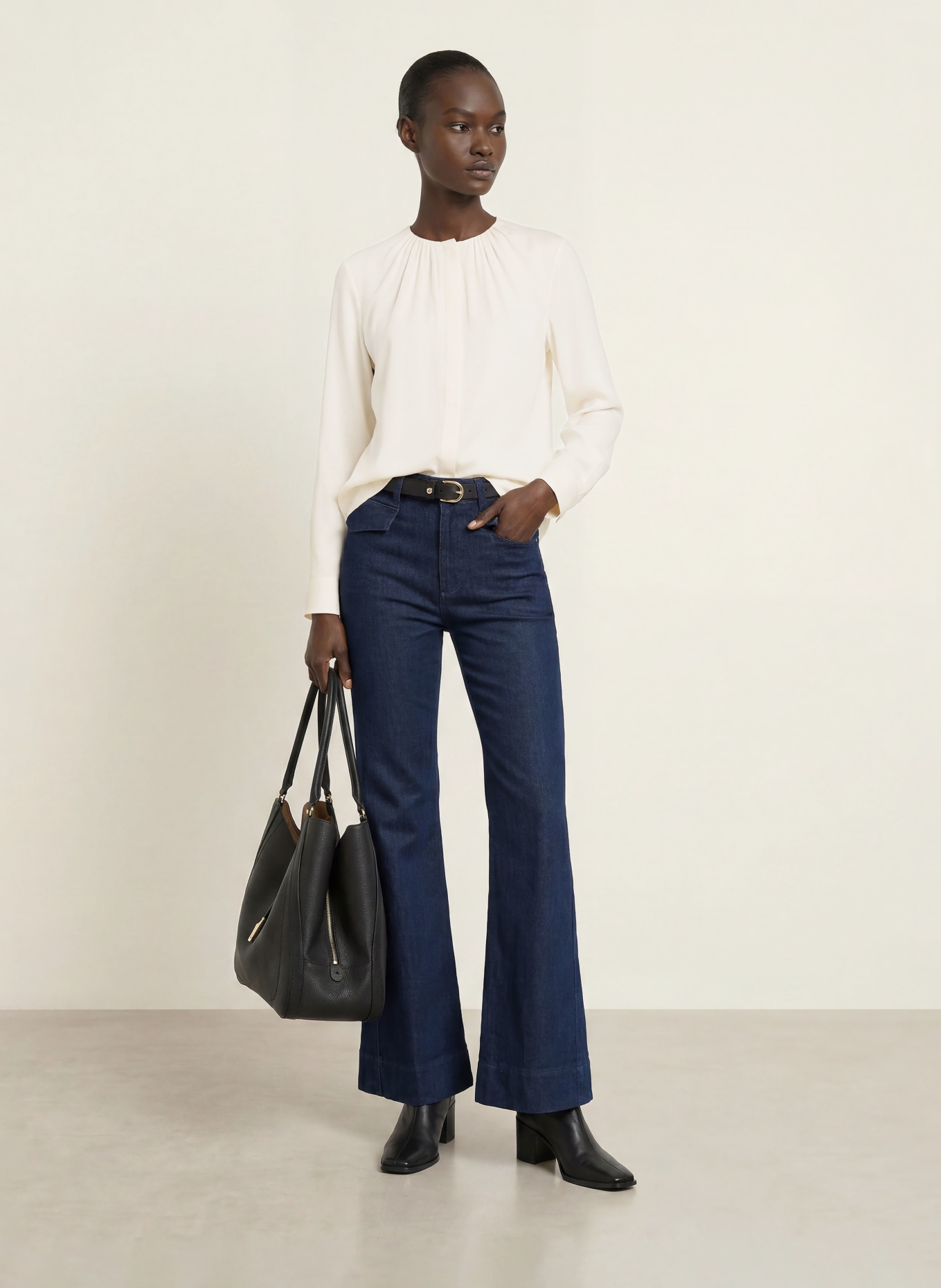 BOSS Blouse BANORAH avec de la soie: ÉCRU