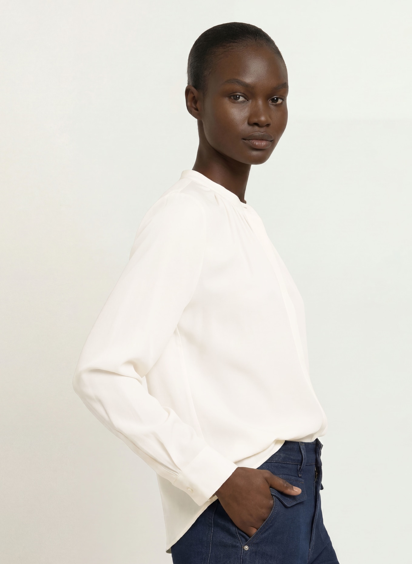 BOSS Blouse BANORAH avec de la soie: ÉCRU