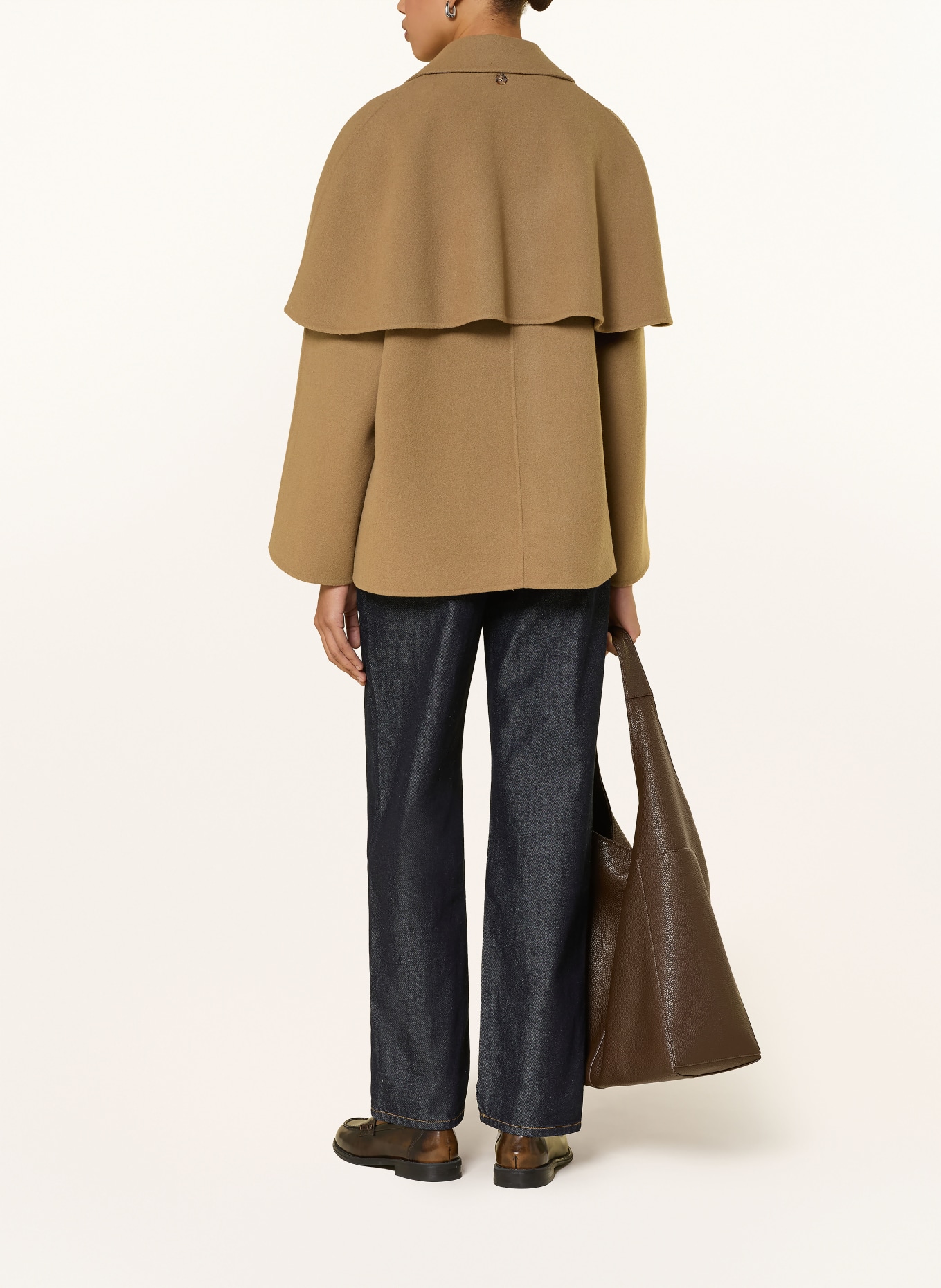 Barbour AGGY-jas met afneembare cape: CAMEL