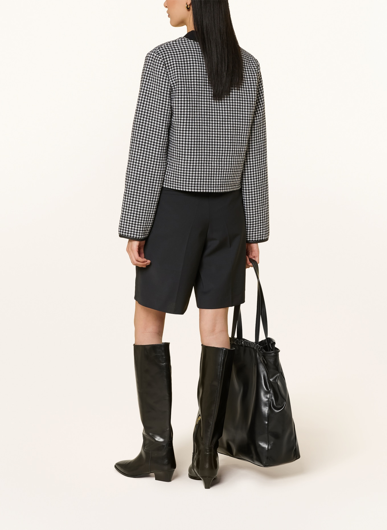 BARBOUR INTERNATIONAL Sako HALINA: ČERNÁ / BÍLÁ