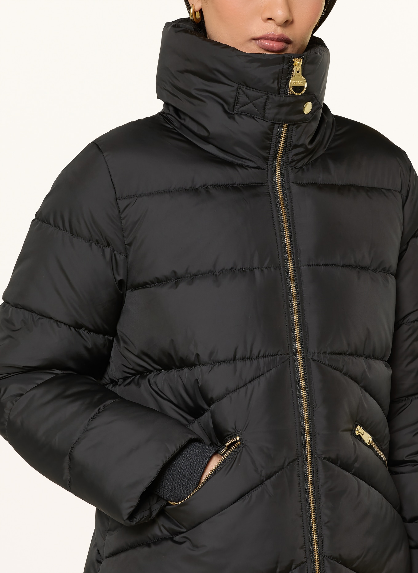 BARBOUR INTERNATIONAL CYRUS Quilted Jacket with Faux Fur: BLACK