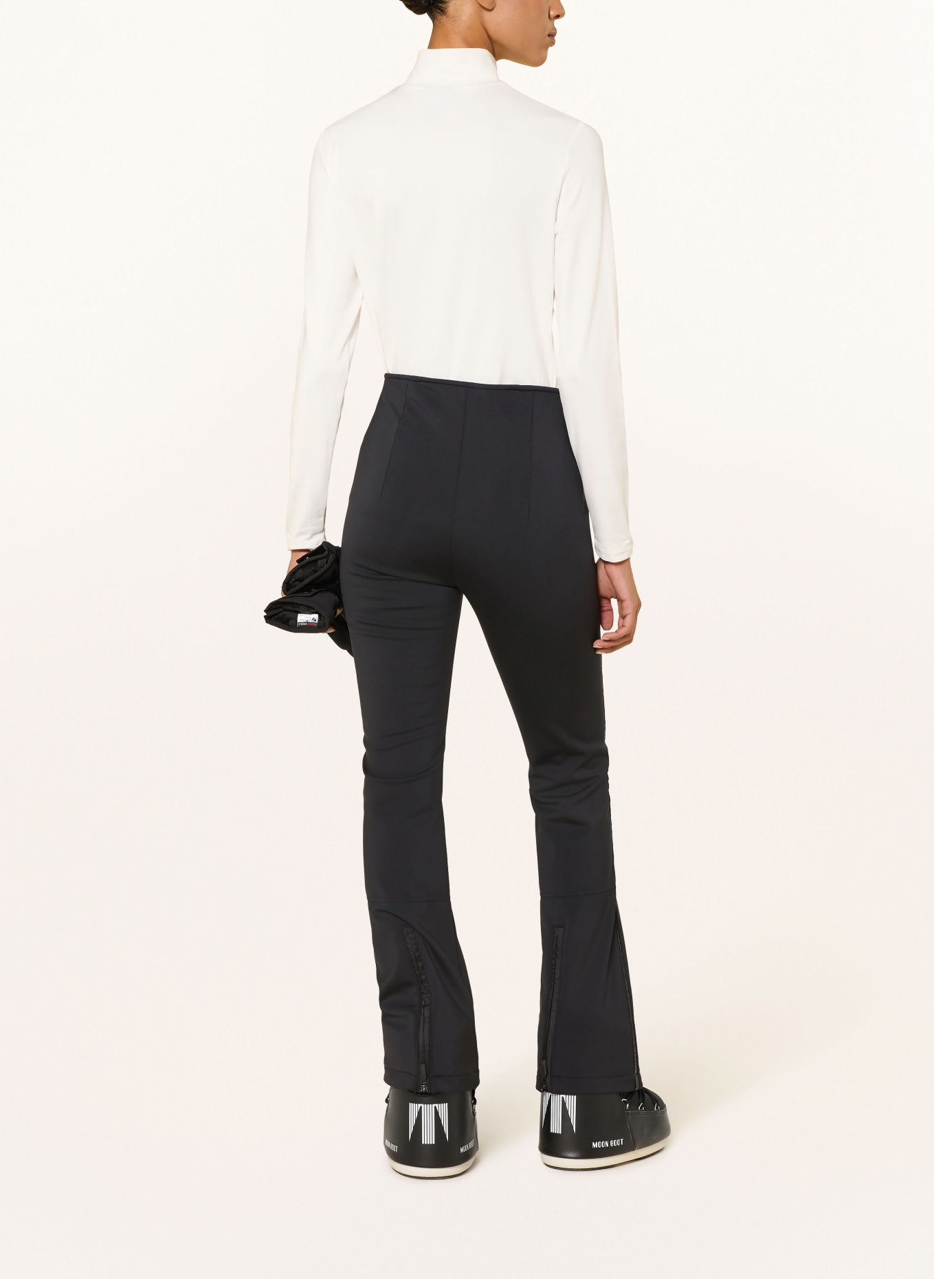 SPORTALM Midlayer: WHITE / BLACK