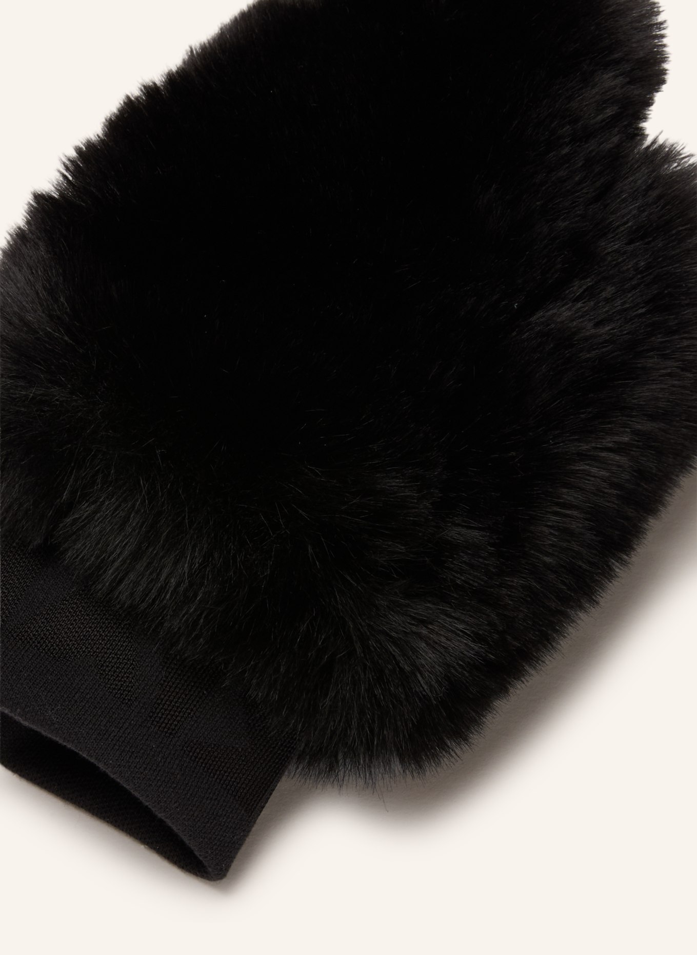 SPORTALM Handschuhe aus Kunstfell: SCHWARZ