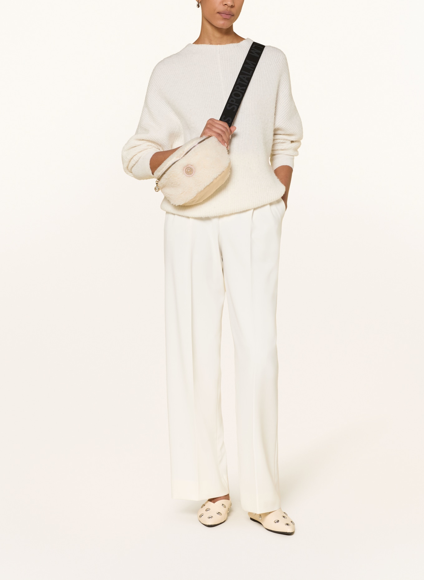 SPORTALM Belt bag with teddy fur: ECRU / GOLD / BLACK