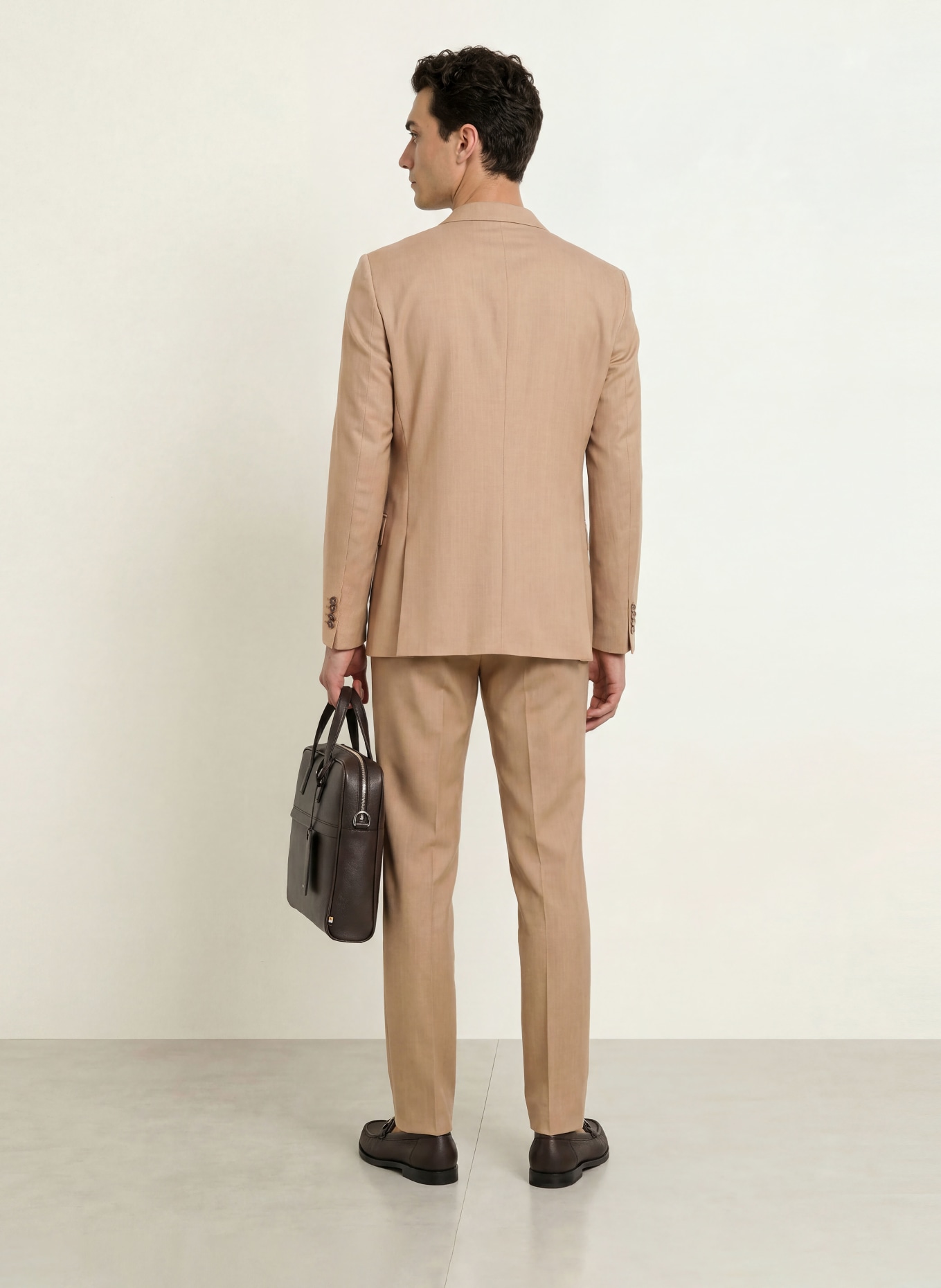 BOSS Pakjas HUGE Slim Fit: 260 MEDIUM BEIGE