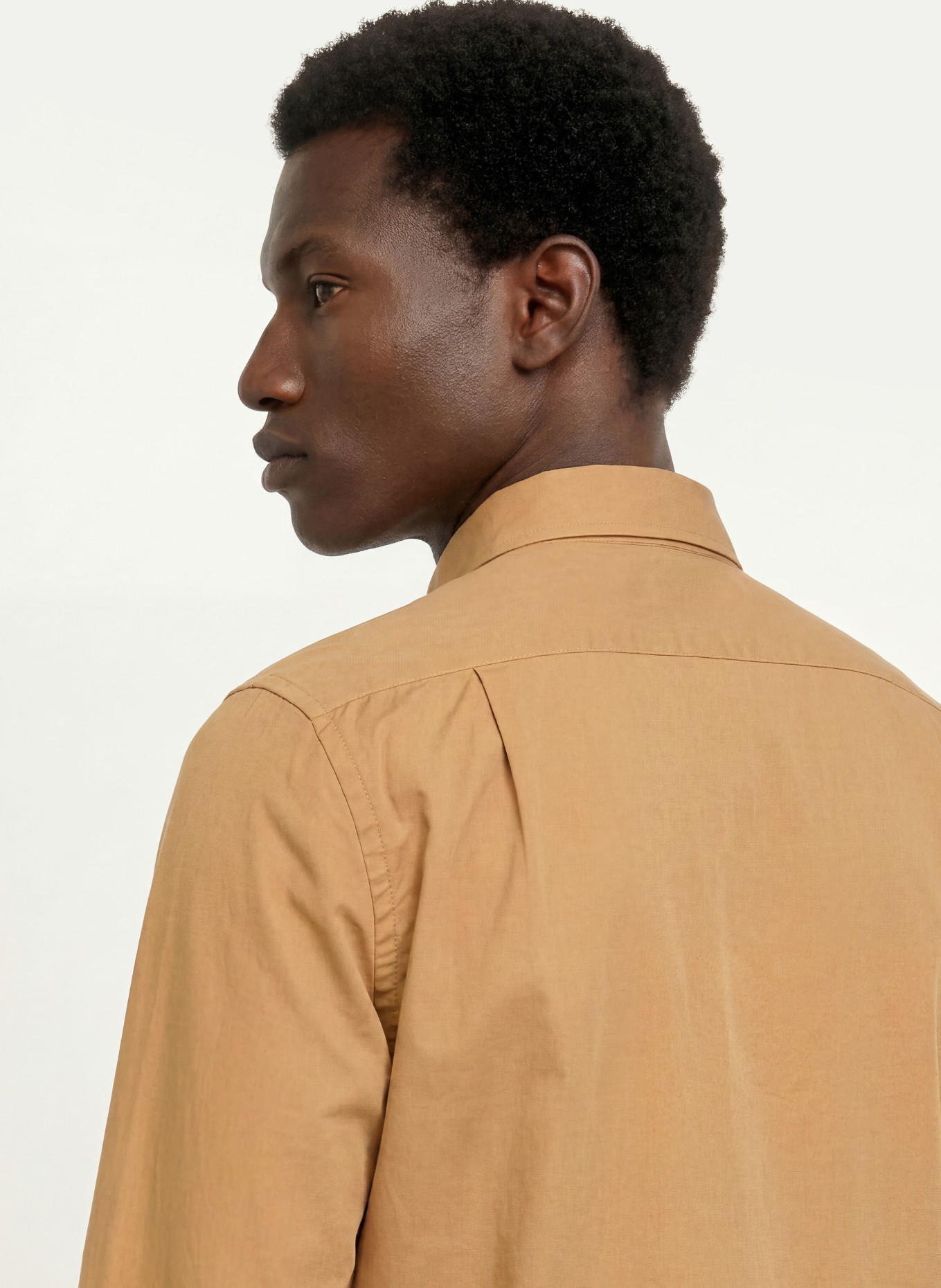 BOSS ROB Casual Fit Shirt: BEIGE
