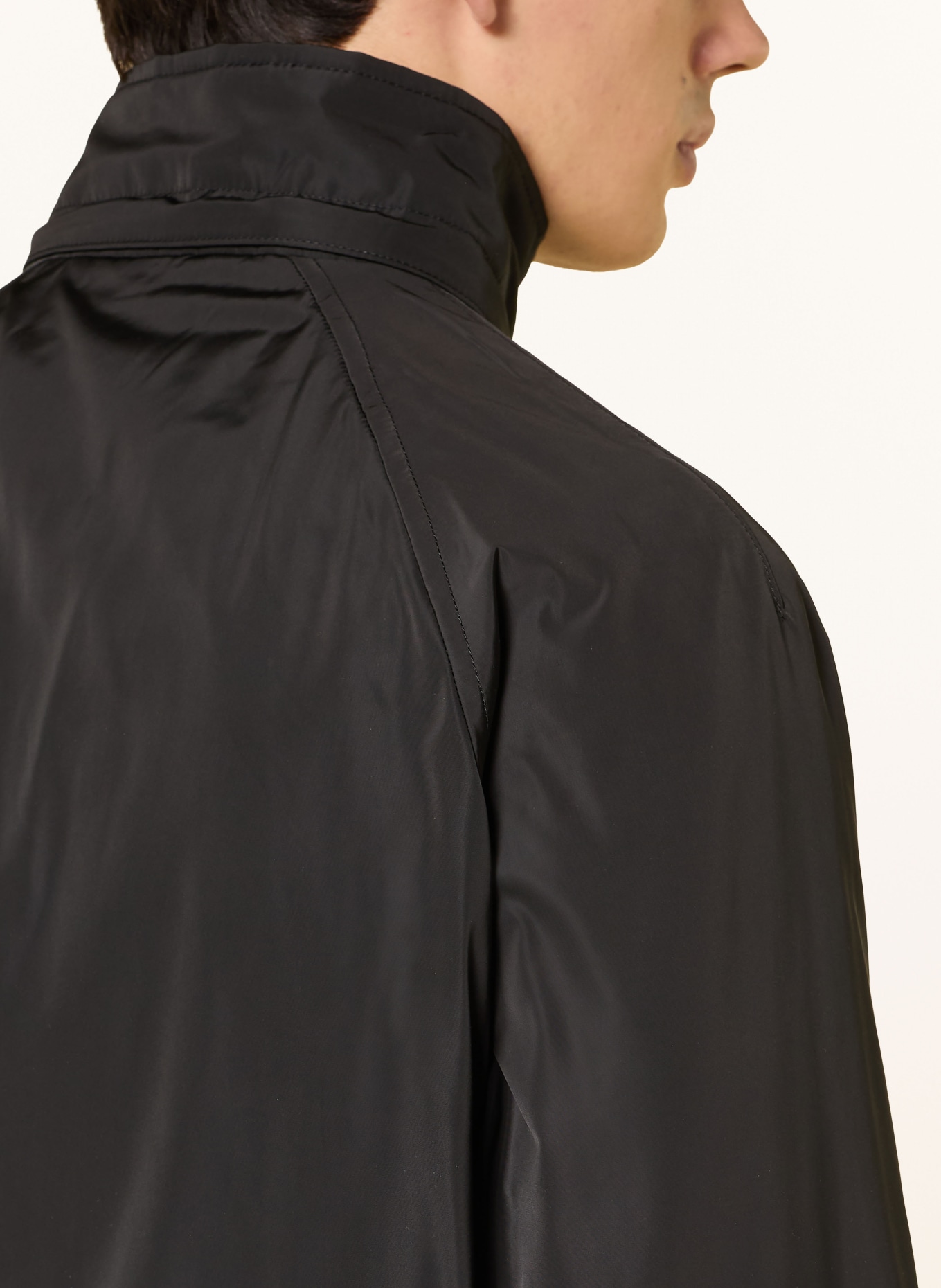 BOSS Jacke CARLEN mit abnehmbarer Kapuze: SCHWARZ