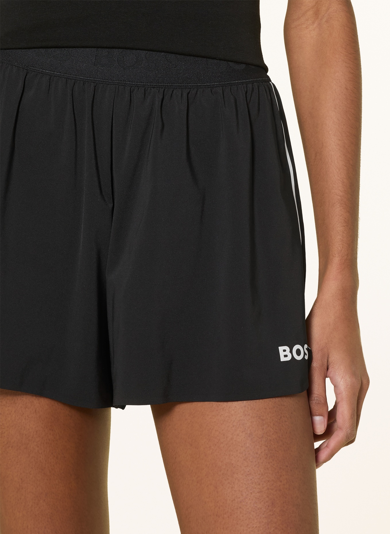 BOSS ERUNNER 2-in-1 Running Shorts: BLACK / WHITE