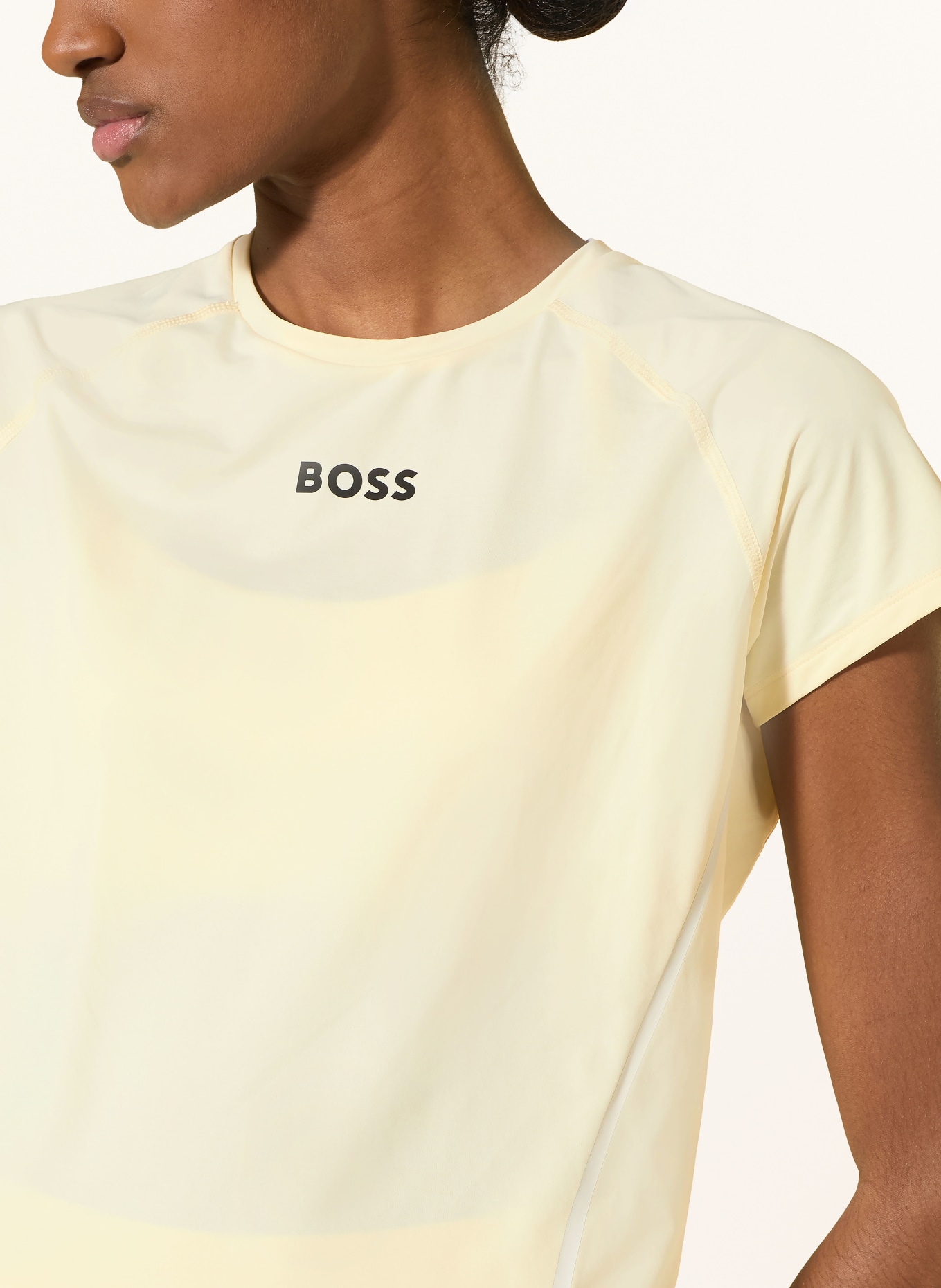 BOSS Tričko ELOGOFIT: BÉŽOVÁ