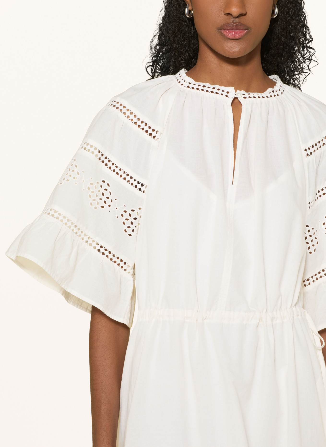 Marc O'Polo Kleid mit Lochspitze und Rüschen: ECRU