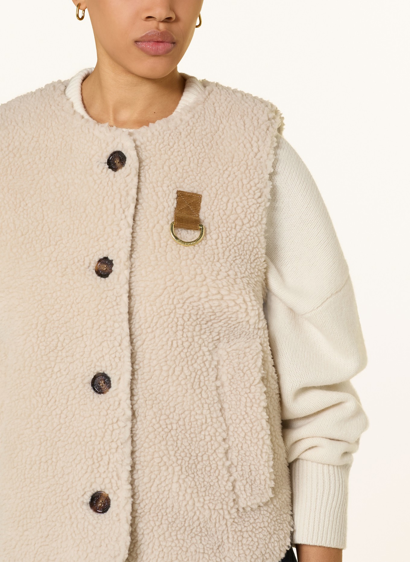 Barbour BOWES Teddy Fur Vest: CREAM