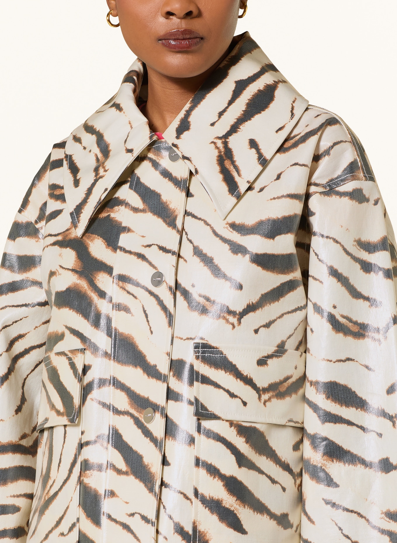 GANNI Jacket: ECRU / DARK BROWN / BROWN