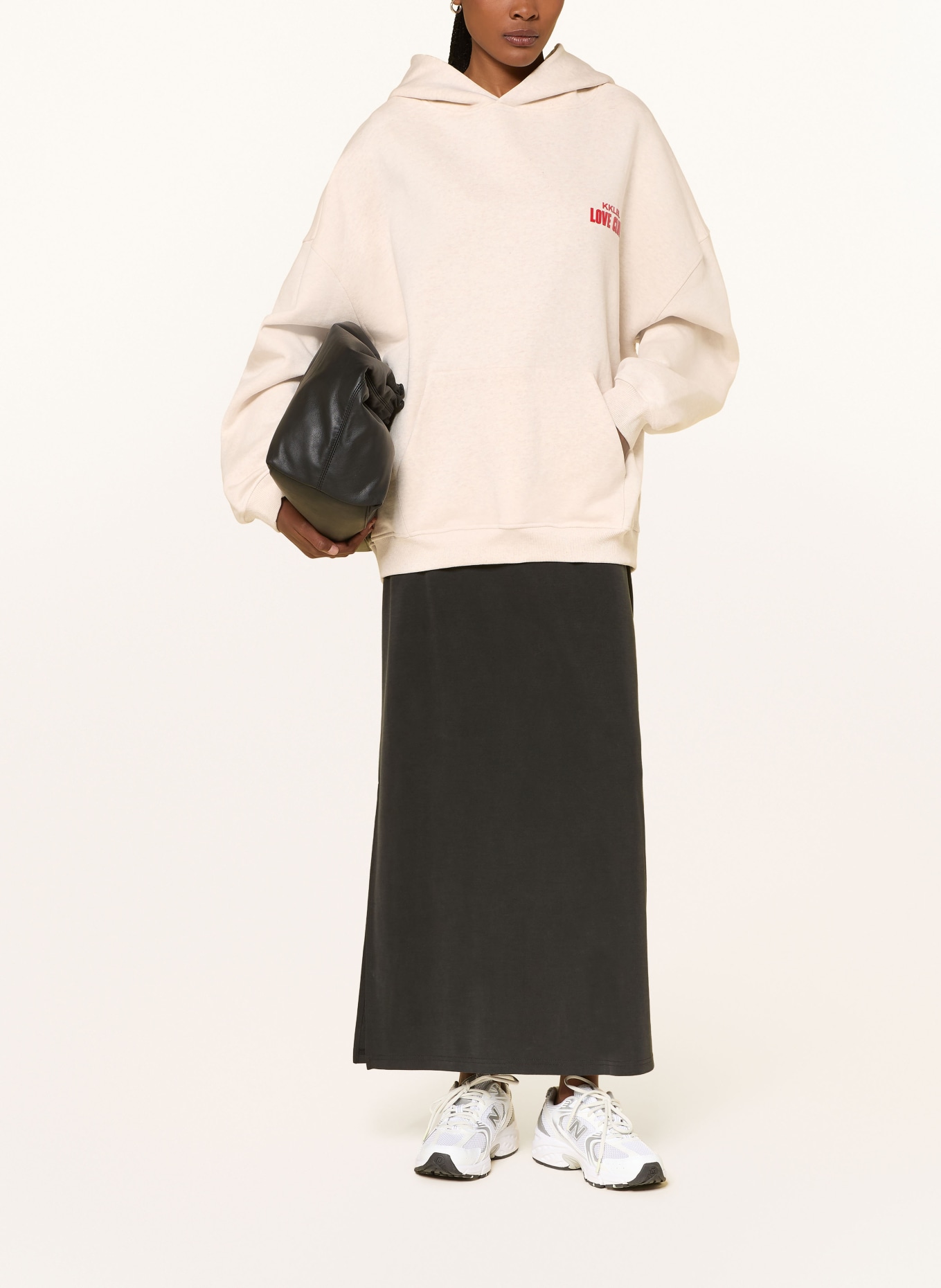 KARO KAUER Oversized mikina s kapucí: BÉŽOVÁ / ČERVENÁ