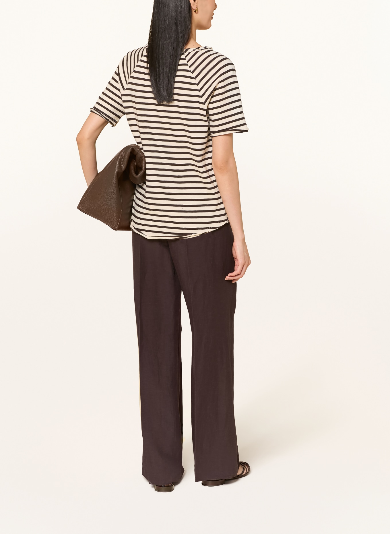 Smith & Soul T-shirt: BEIGE / BLACK