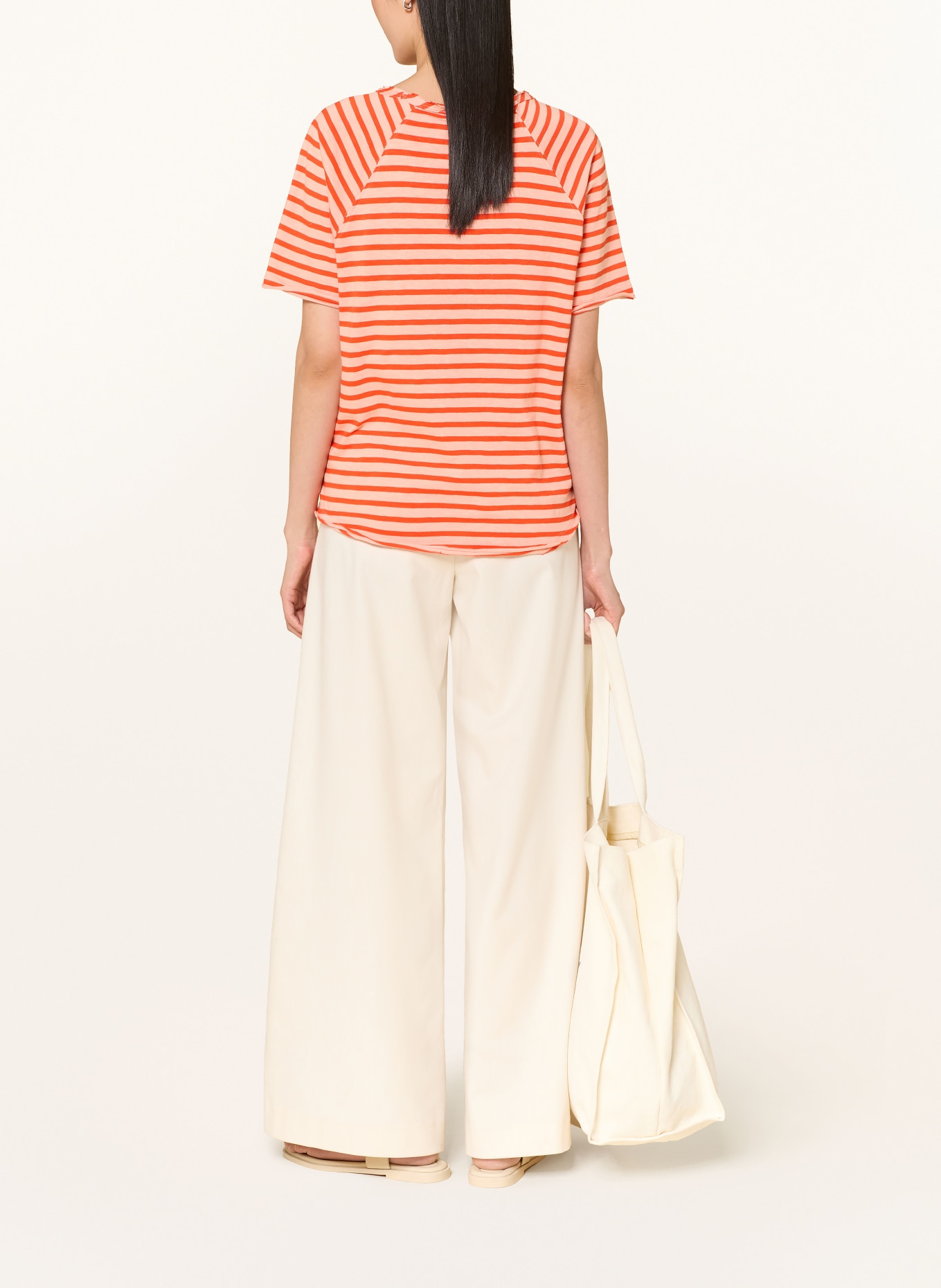 Smith & Soul T-shirt: SALMON / RED