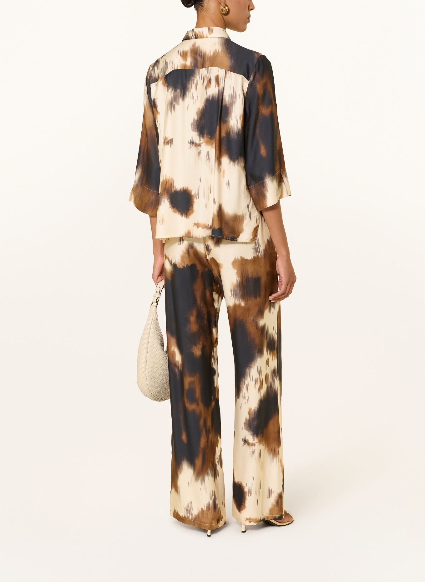Smith & Soul Blouse with 3/4 sleeves: CREAM / BROWN / BLACK
