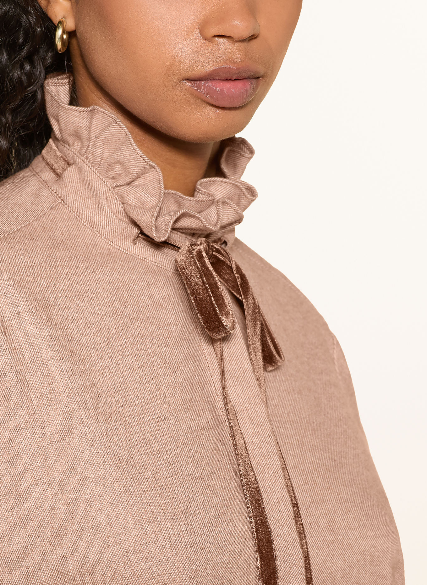 van Laack Flanellen blouse VL-AZITEA-KOSVP met ruches: BEIGE / COGNAC
