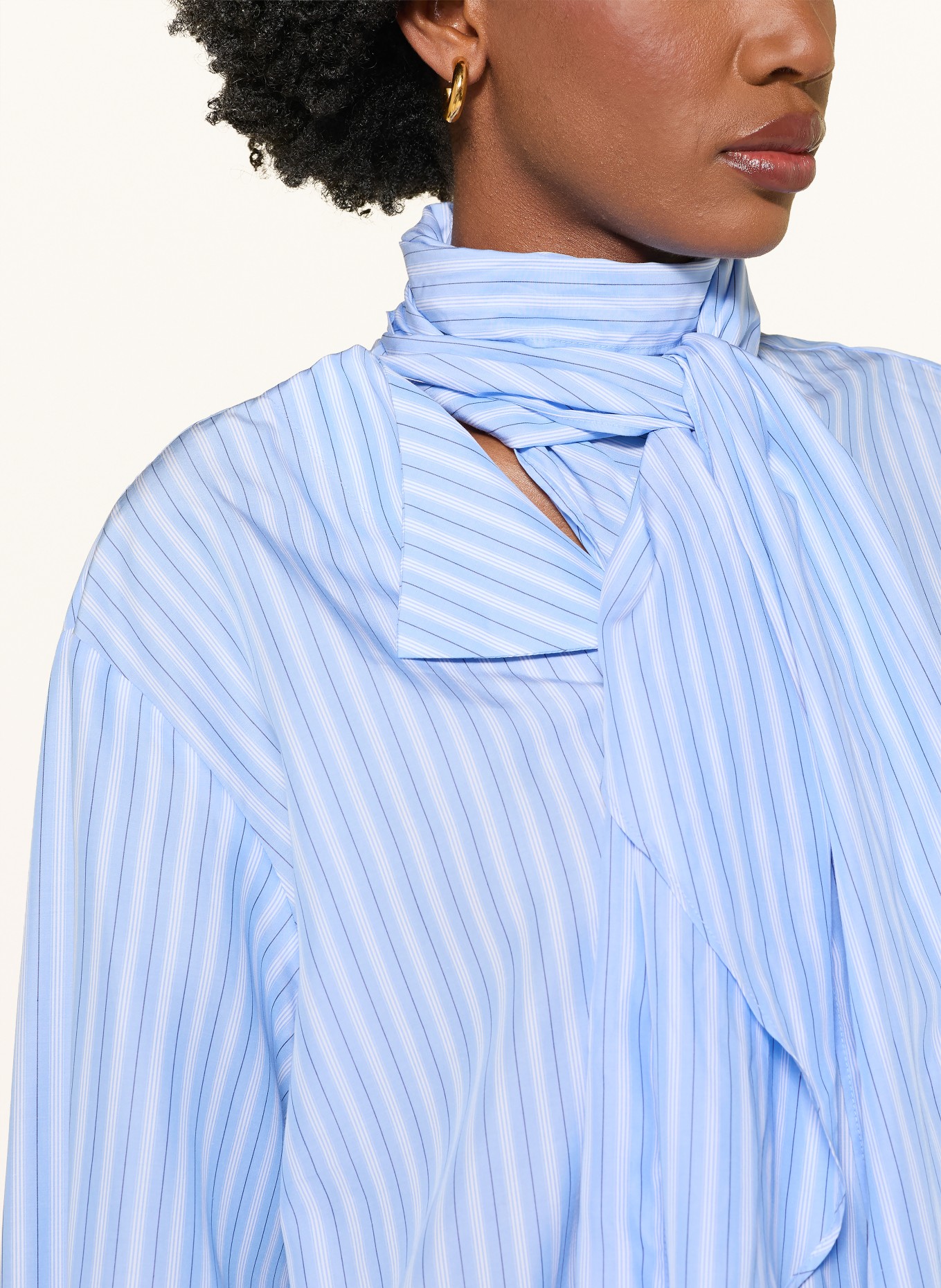 van Laack Blouse à nœud VL-UZMA-XX: BLEU CLAIR / BLEU FONCÉ / BLANC
