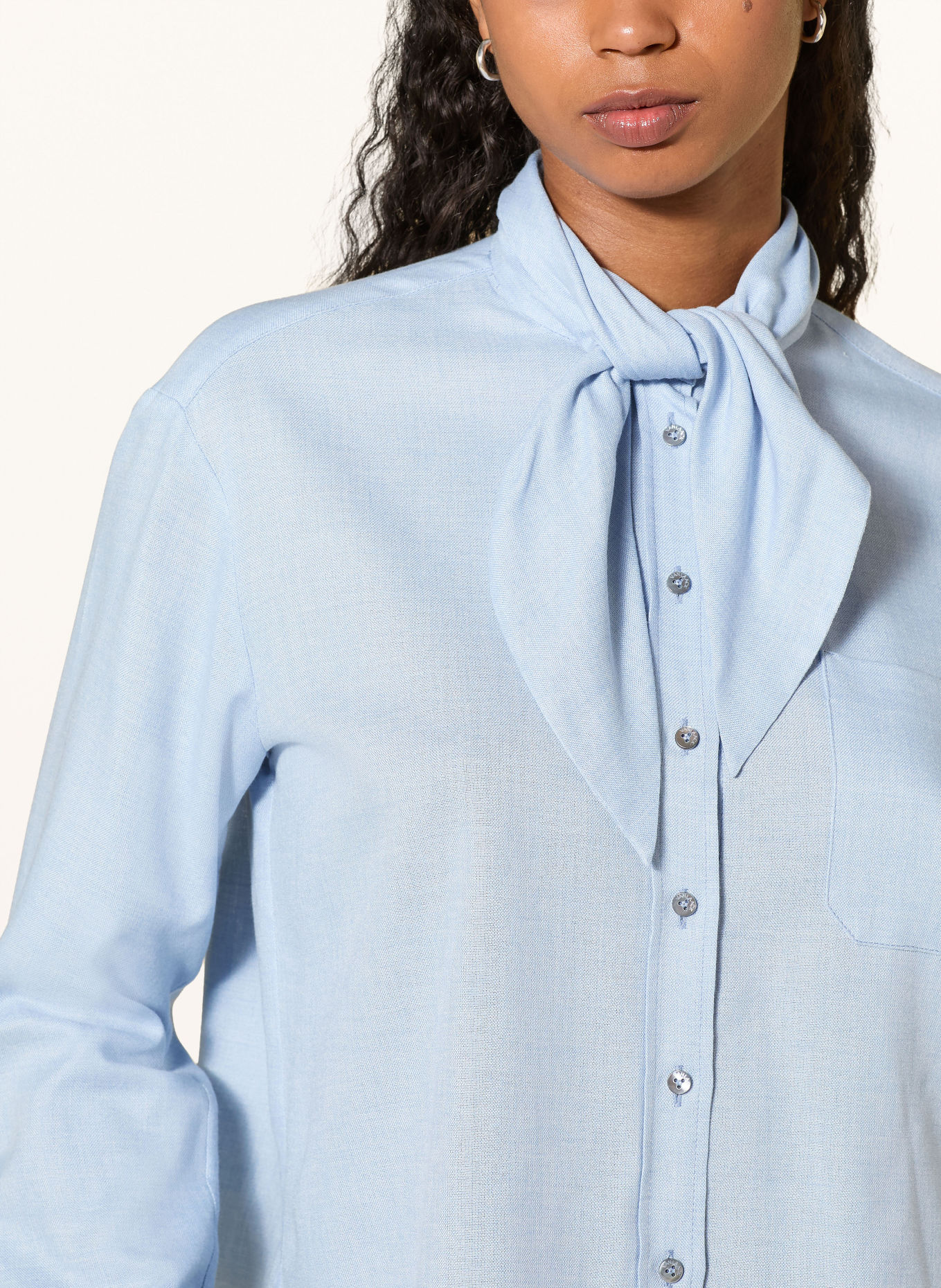 van Laack Blouse met strik VL-FLOKEA-W58KS: LICHTBLAUW