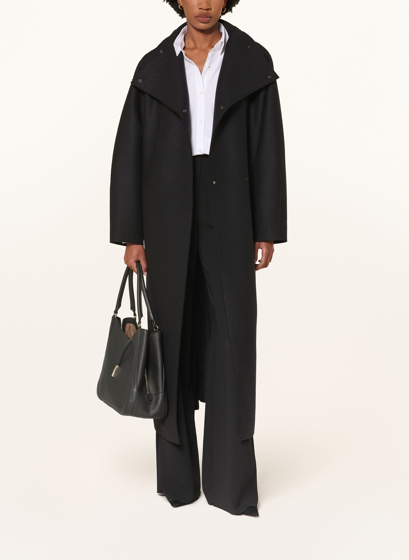 HARRIS WHARF LONDON Wollmantel: SCHWARZ