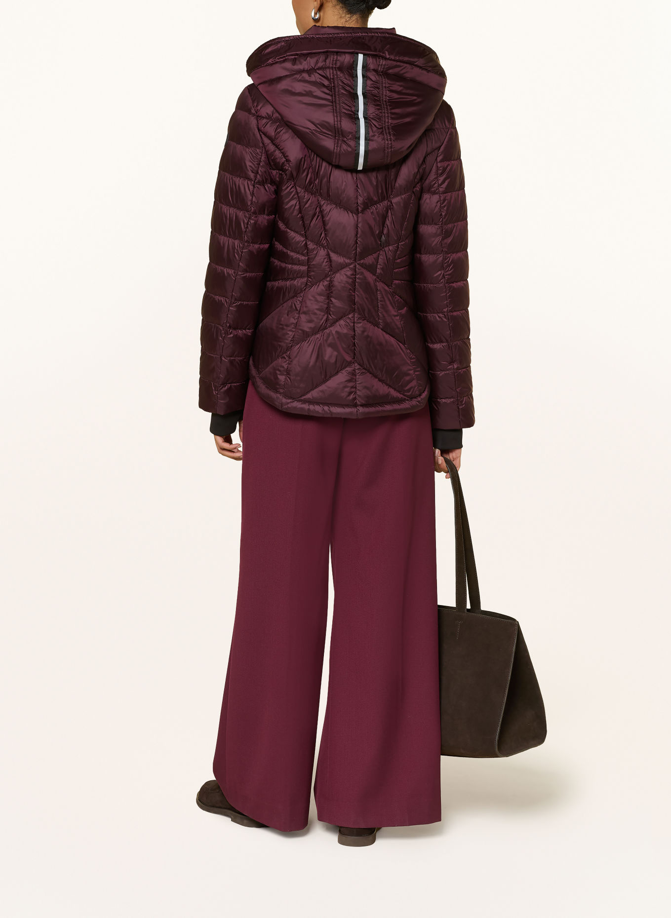 GIL BRET Steppjacke mit DUPONT™ SORONA®-Isolierung und abnehmbarer Kapuze: DUNKELROT