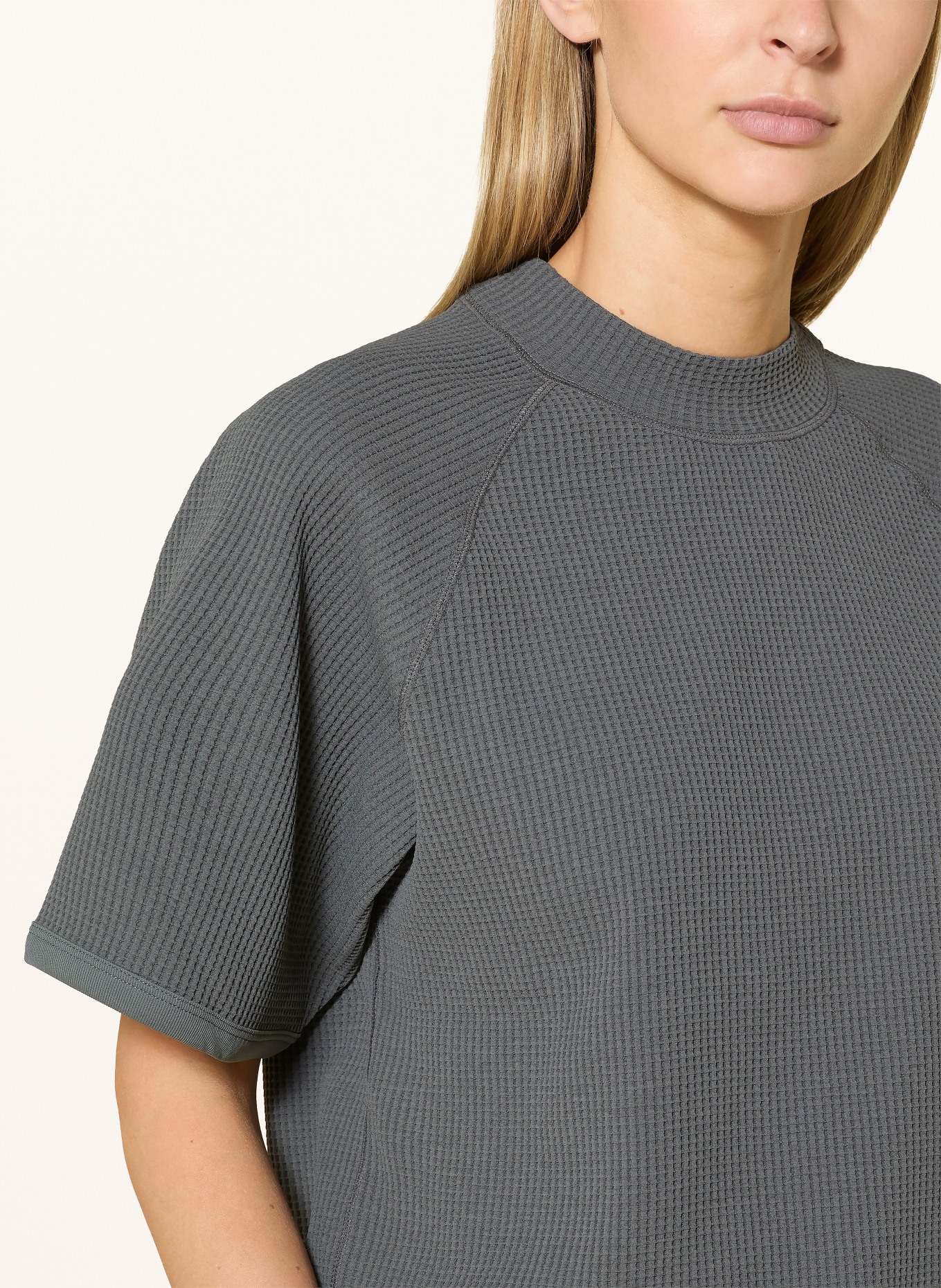 Goldwin T-Shirt: DUNKELGRAU